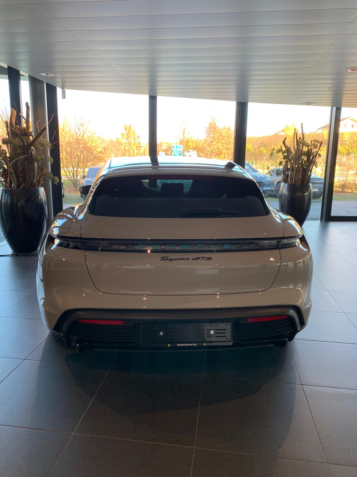 PORSCHE Taycan GTS Sport Turismo Performance Plus 93,4kWh-image-1