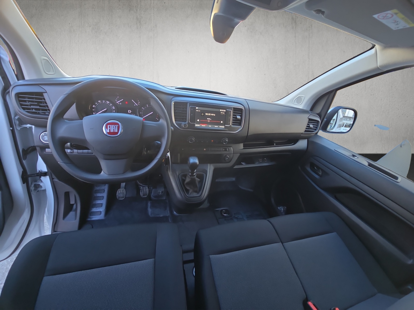 FIAT Scudo Kaw. M 2.0 BlueHDI 145 4x4-image-4