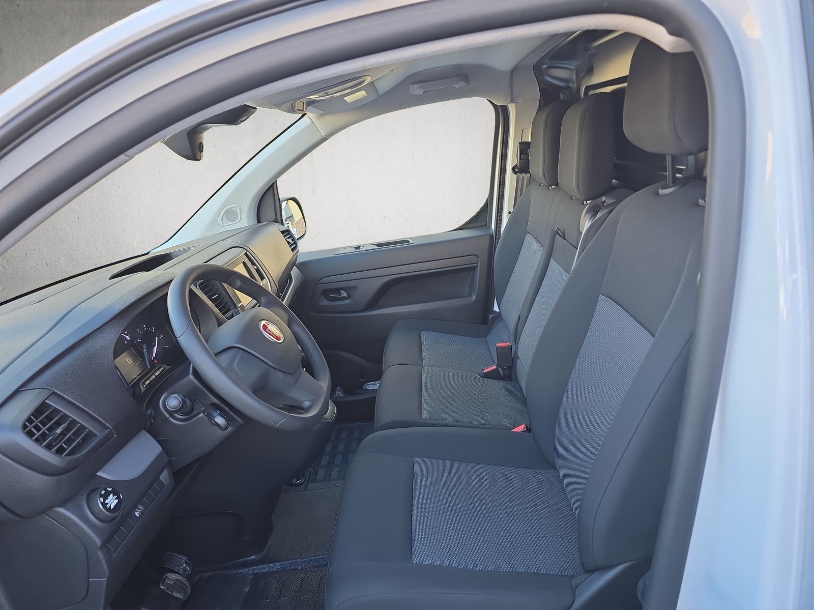FIAT Scudo Kaw. M 2.0 BlueHDI 145 4x4-image-3