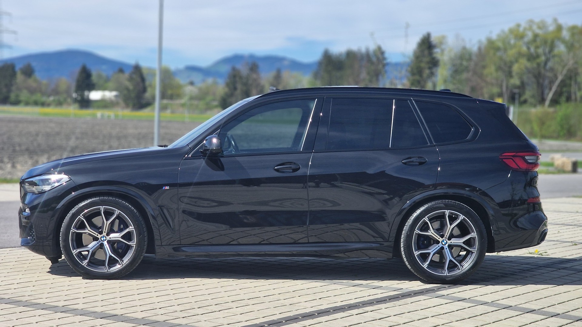 BMW X5 xDrive 30d M-Sportpaket-image-4