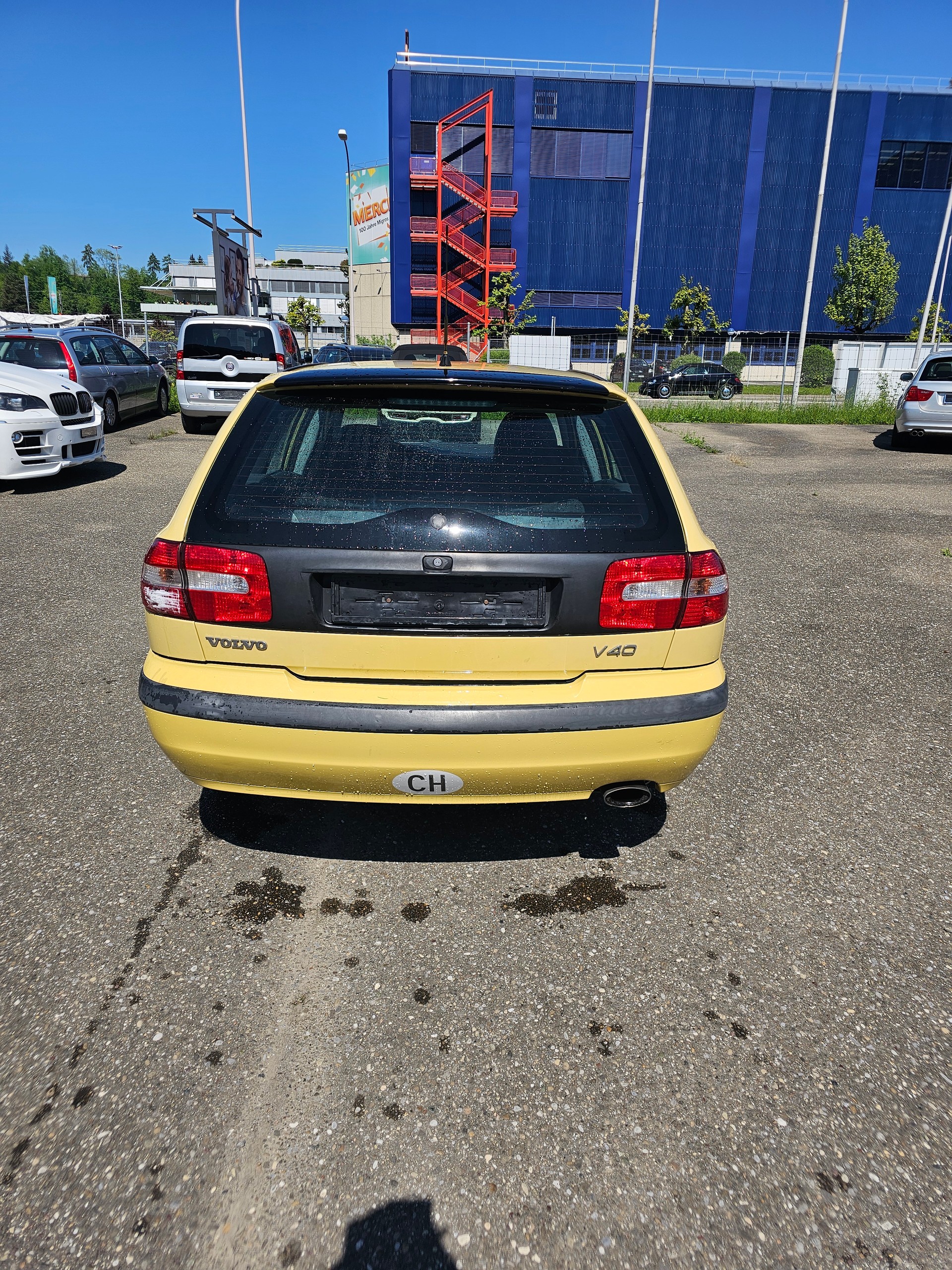 VOLVO V40 2.0T-image-5