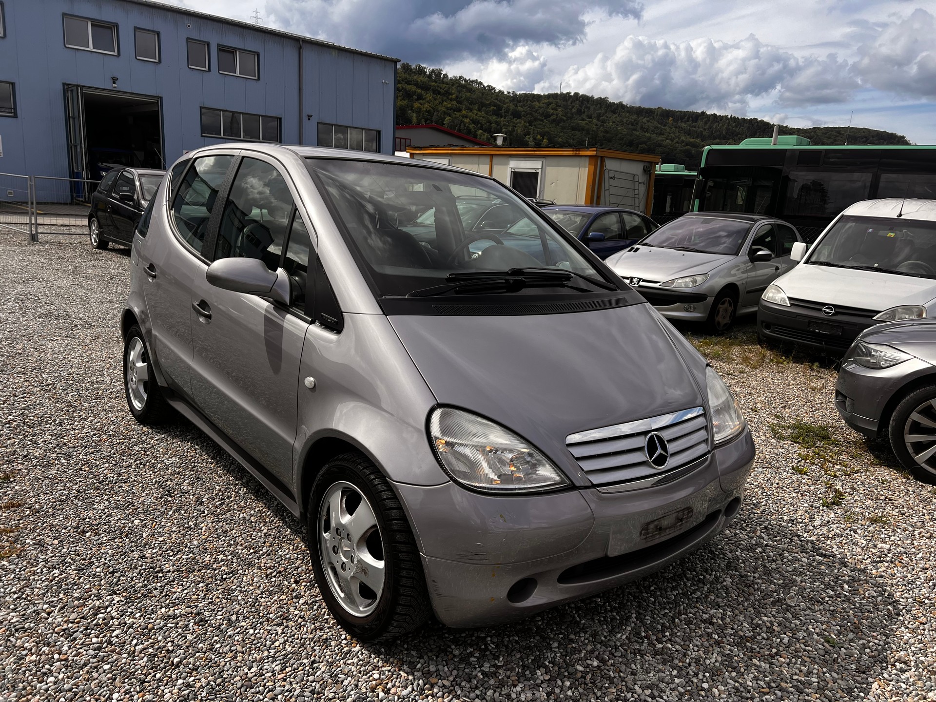 MERCEDES-BENZ A 160 Elégance-image-1