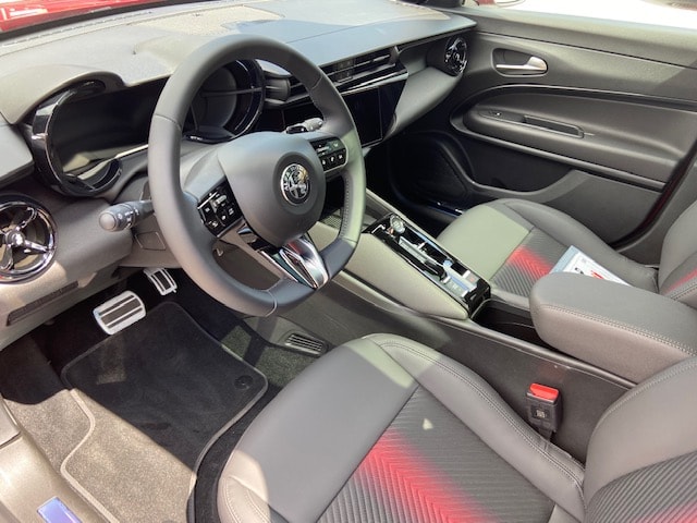 ALFA ROMEO Junior 1.2 48V Hybrid Speciale-image-4