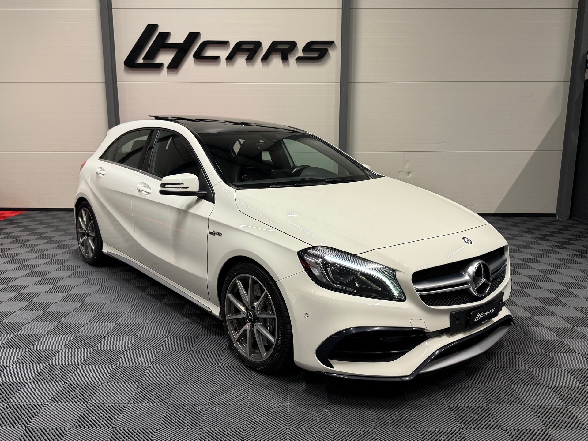 MERCEDES-BENZ A 45 AMG 4m-image-5