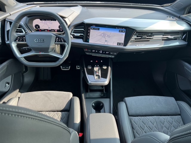 AUDI Q4 e-tron 45 Attraction quattro-image-11
