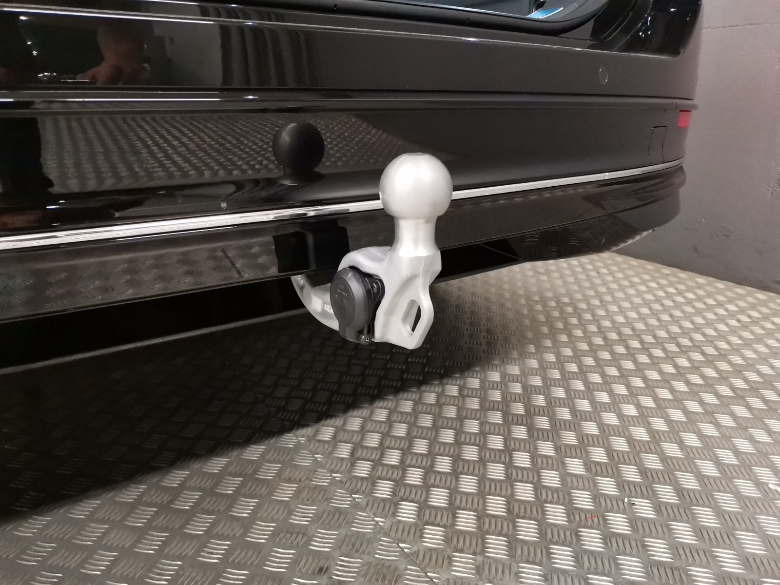 VW Passat Variant 2.0 TDI Elegance DSG-image-13