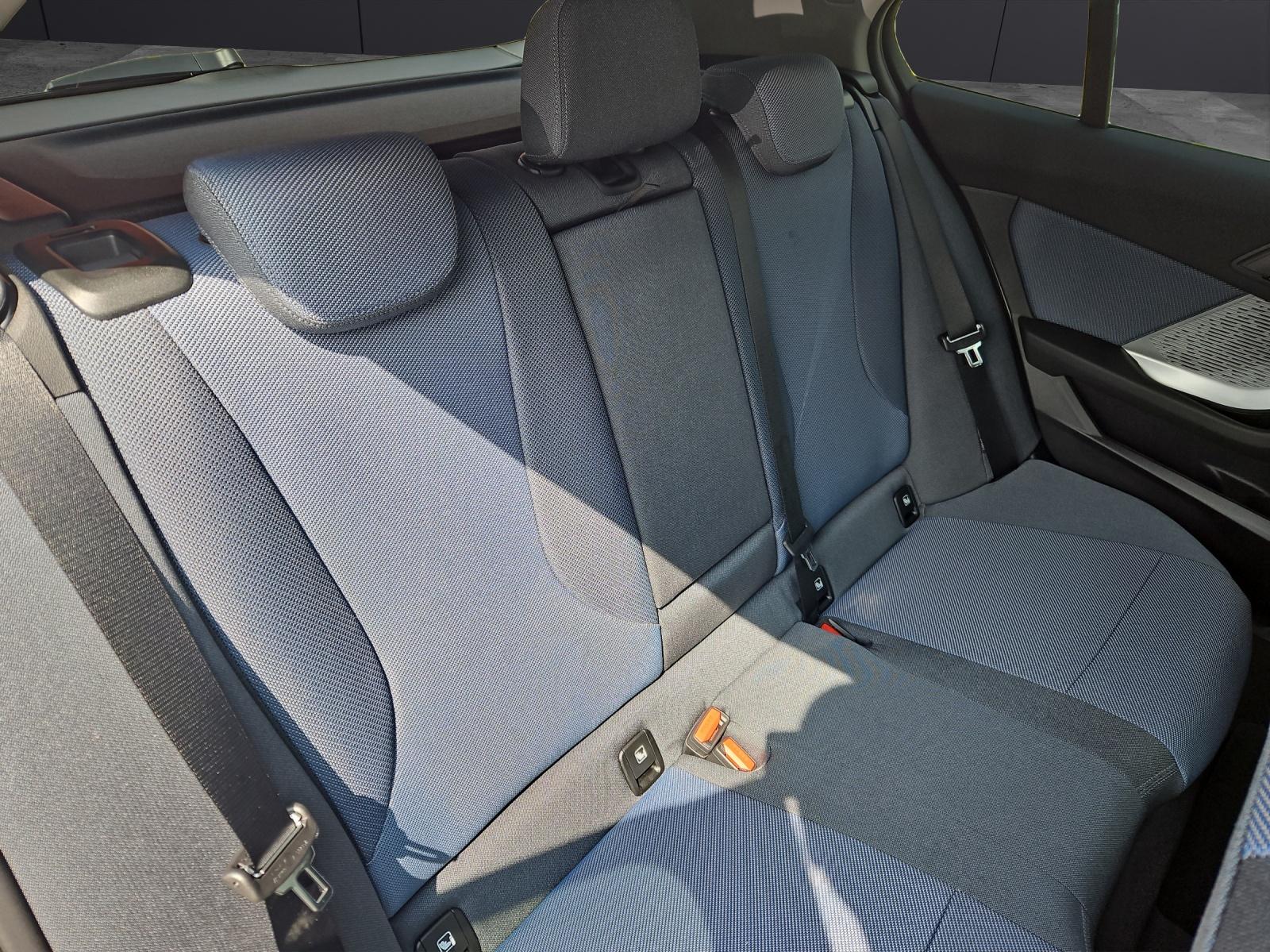 BMW 116-image-11