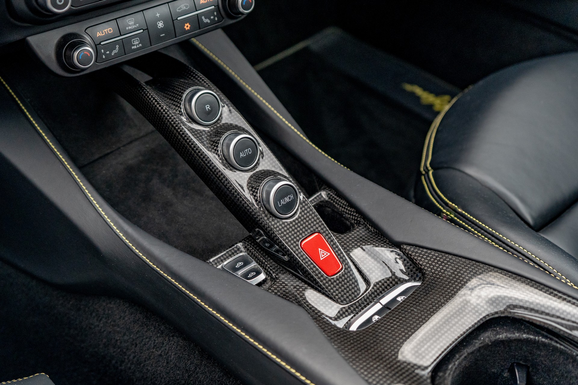 FERRARI Portofino 3.9 V8 T-image-11