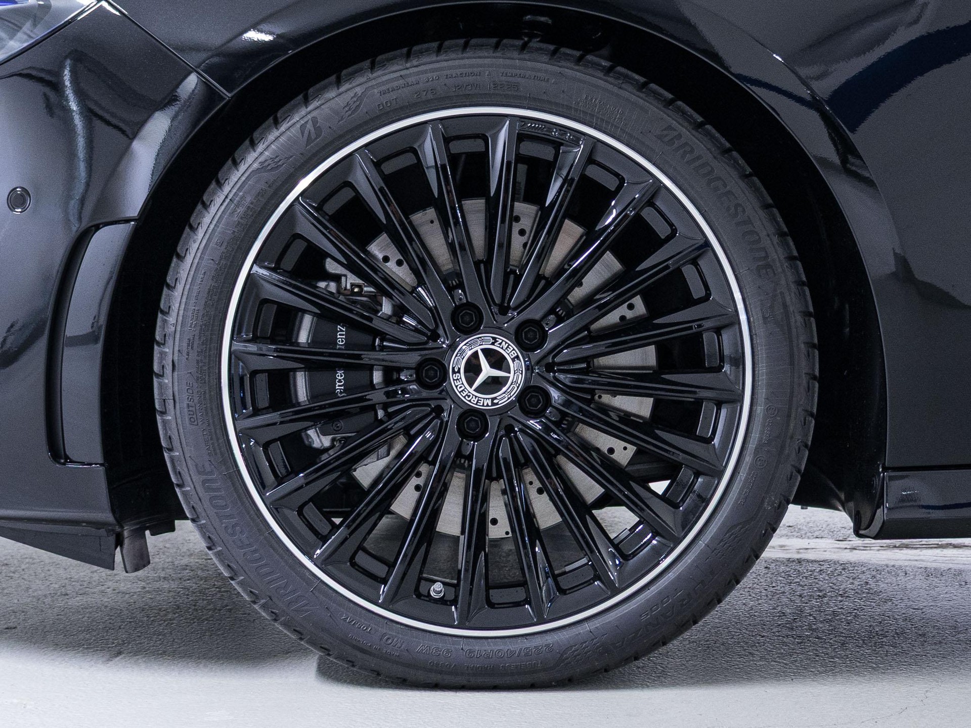 MERCEDES-BENZ B 250 4MATIC-image-14