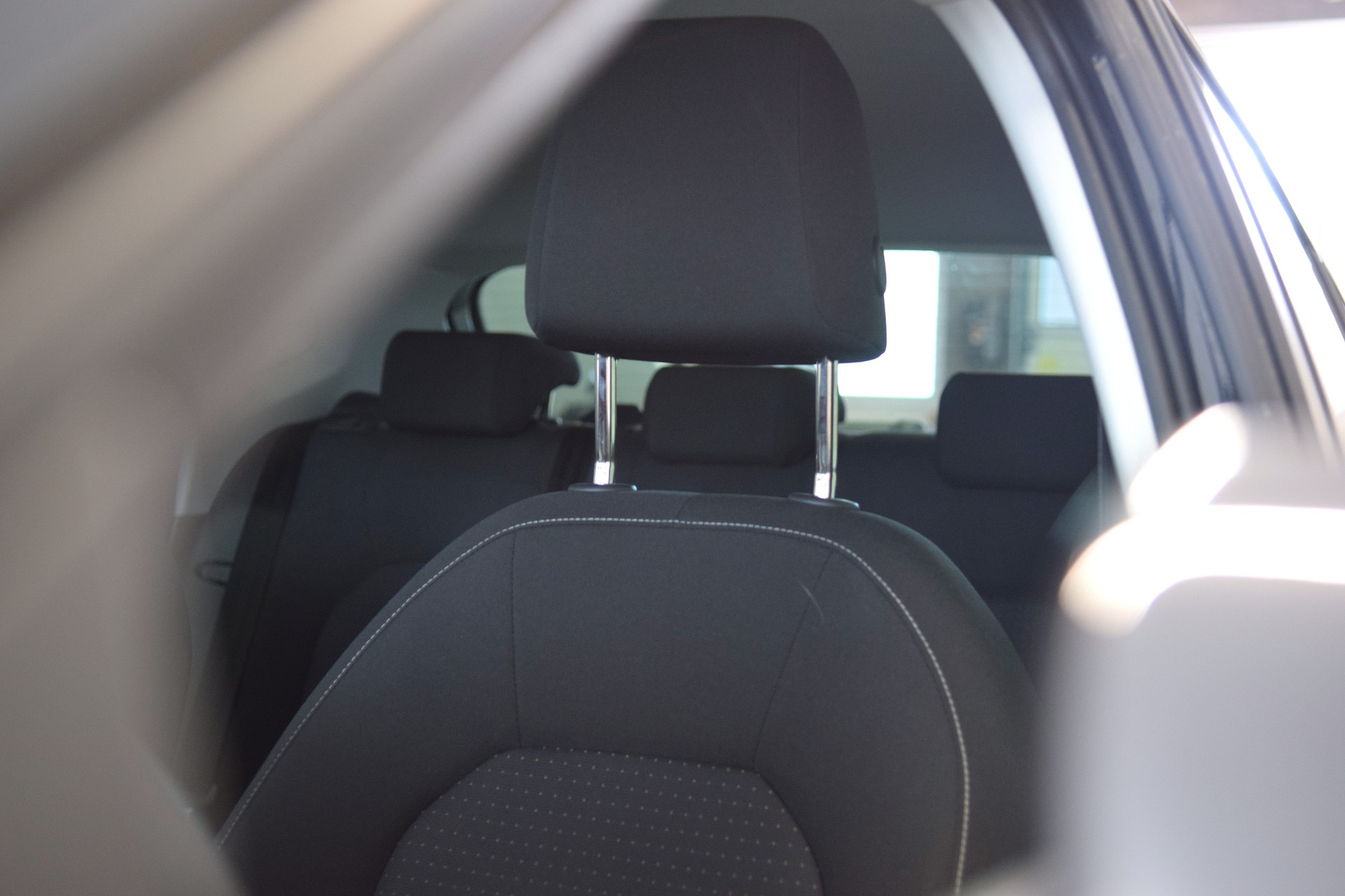 SEAT Ibiza 1.0 EcoTSI Urban-image-7