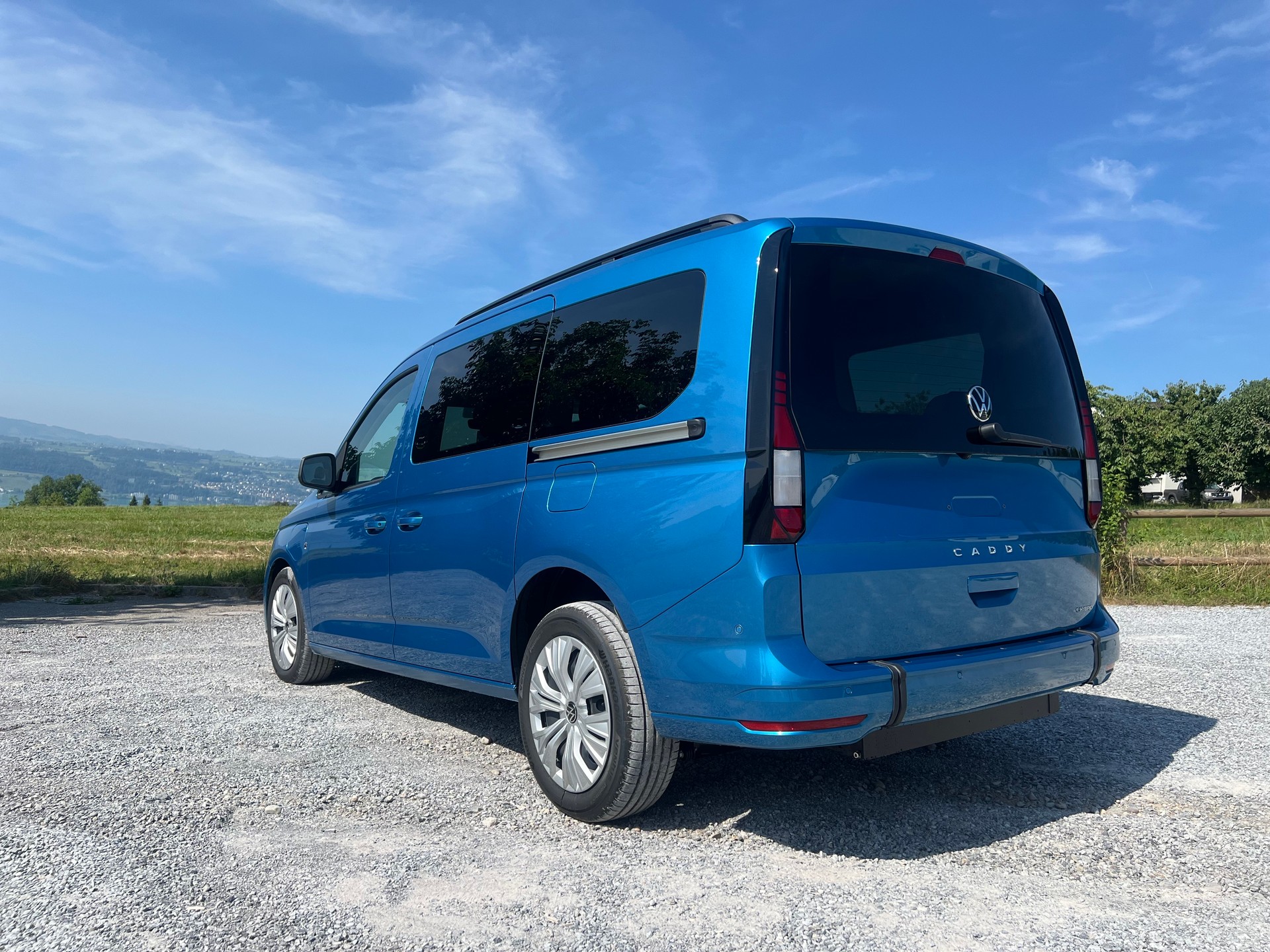 VW Caddy Maxi Liberty 1.5 TSI eHybrid - inkl. Umbau für Rollstuhltransport-image-7