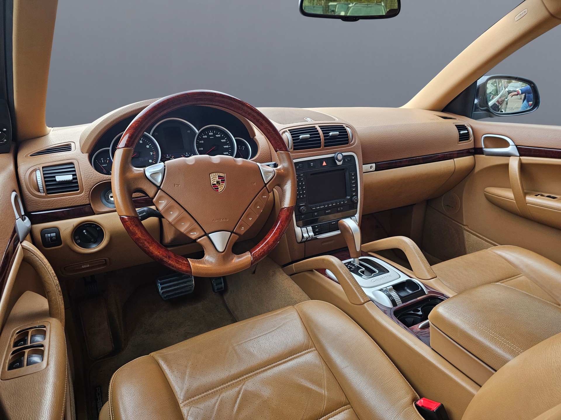 PORSCHE Cayenne S-image-11