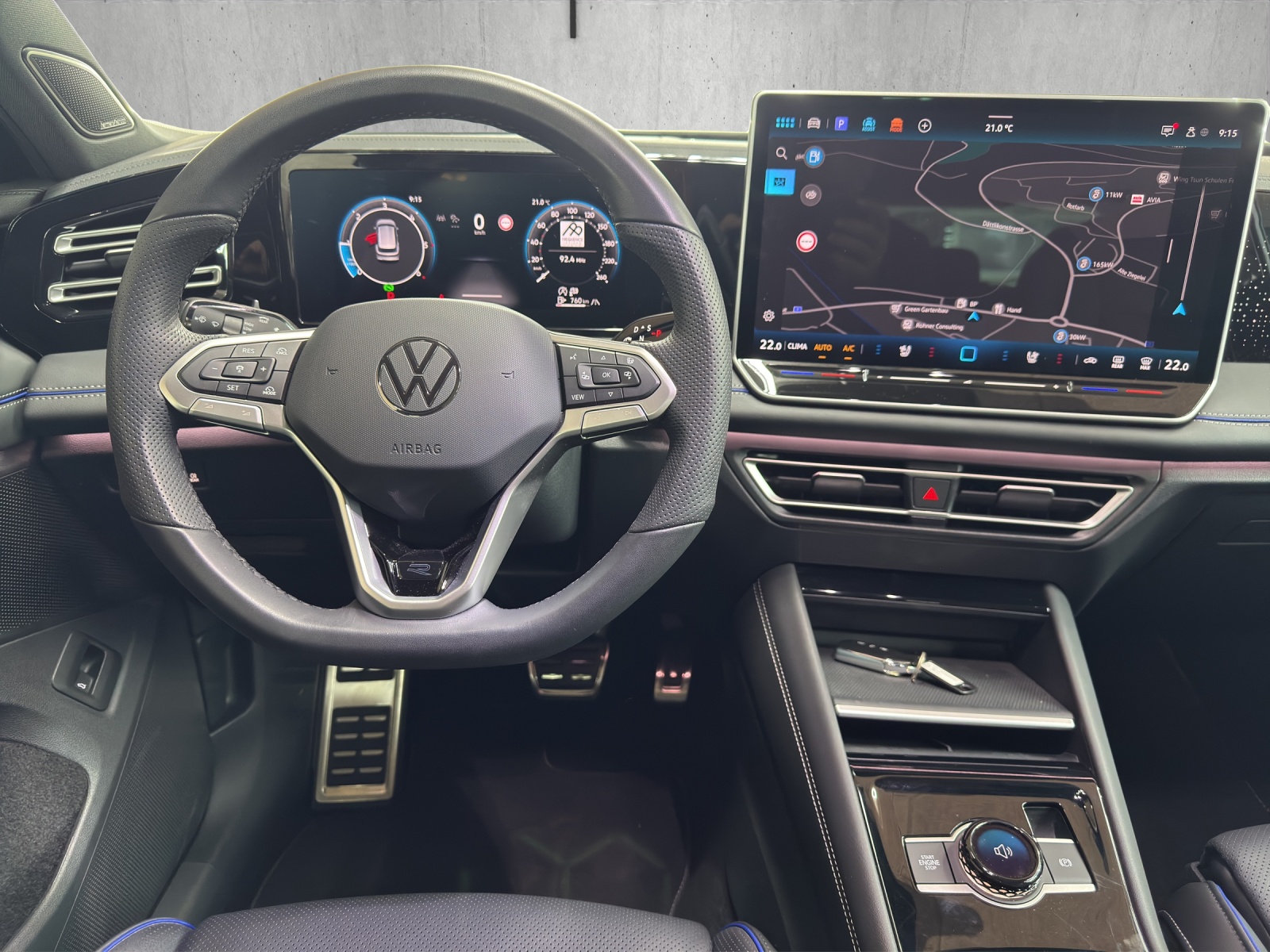 VW Tiguan 2.0 TDI SCR R-Line United 4Motion DSG-image-8