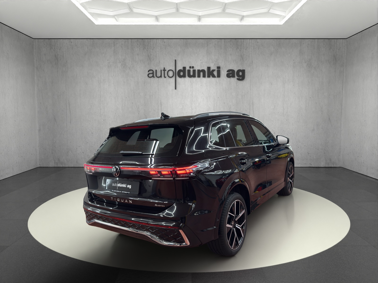 VW Tiguan 2.0 TDI SCR R-Line United 4Motion DSG-image-3
