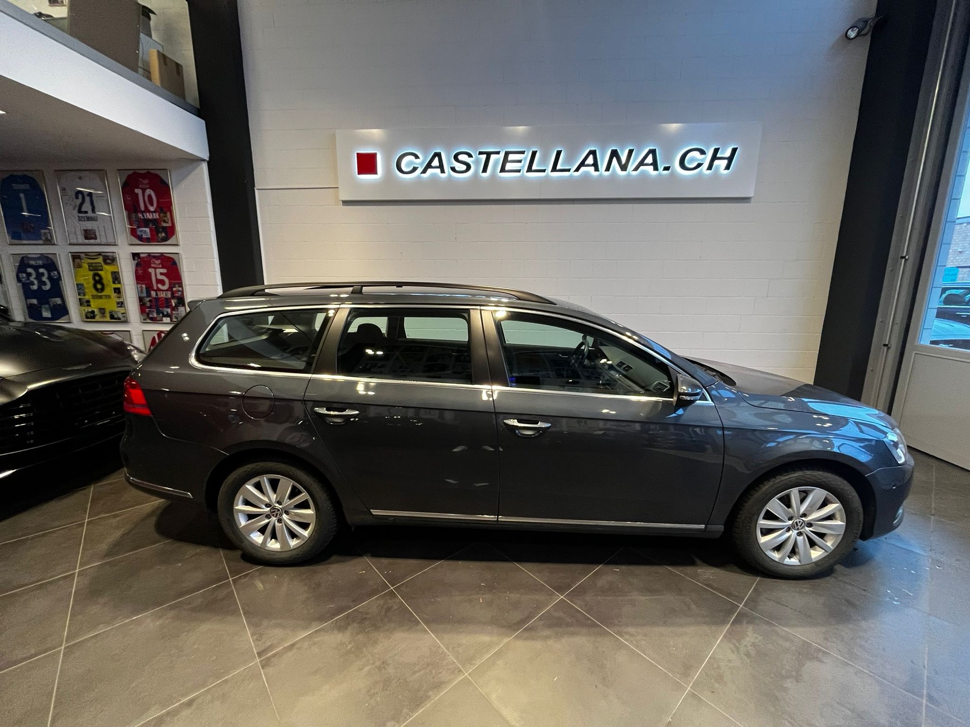 VW Passat Variant 1.8 TSI Comfortline DSG-image-4