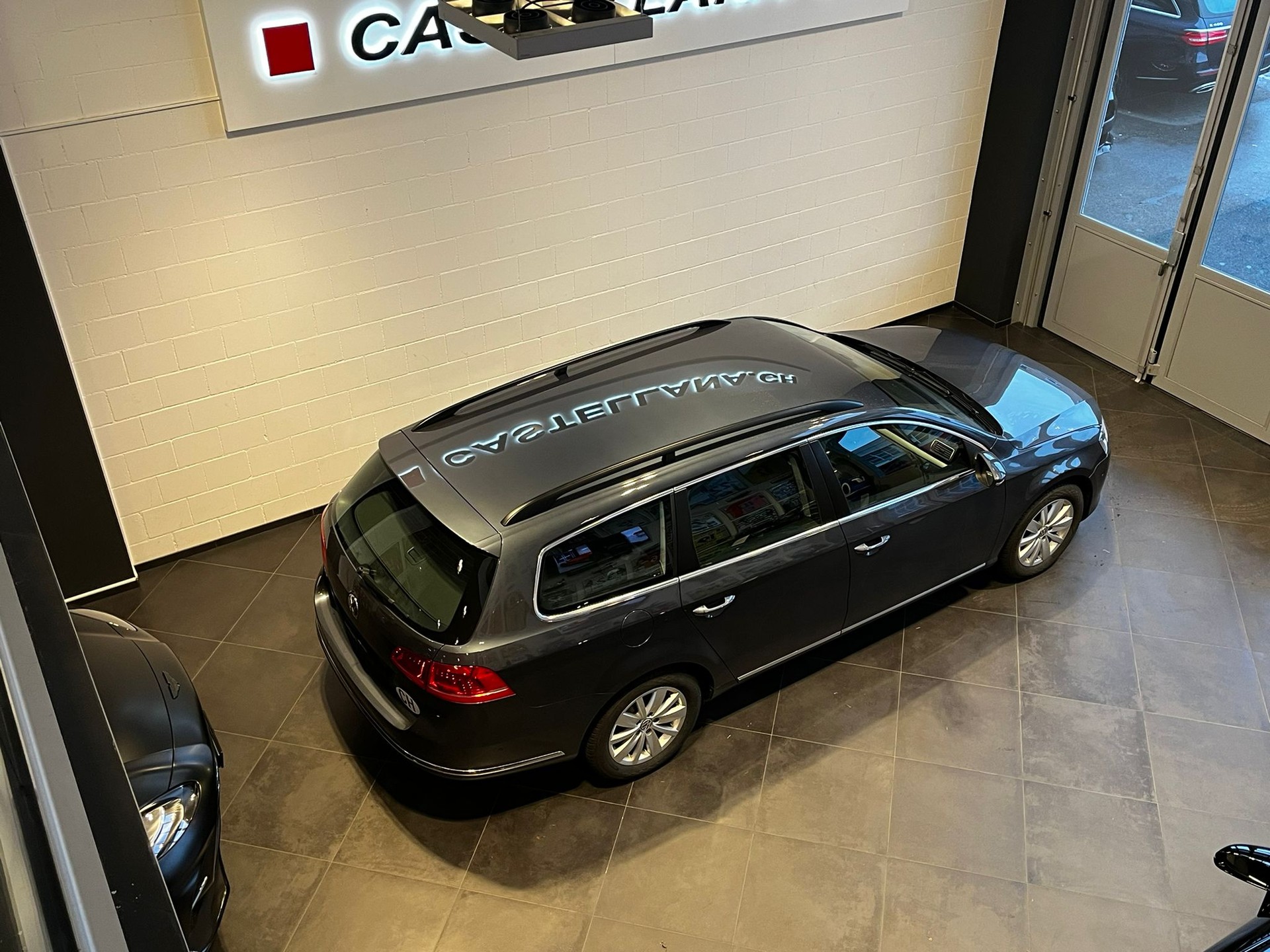 VW Passat Variant 1.8 TSI Comfortline DSG-image-7