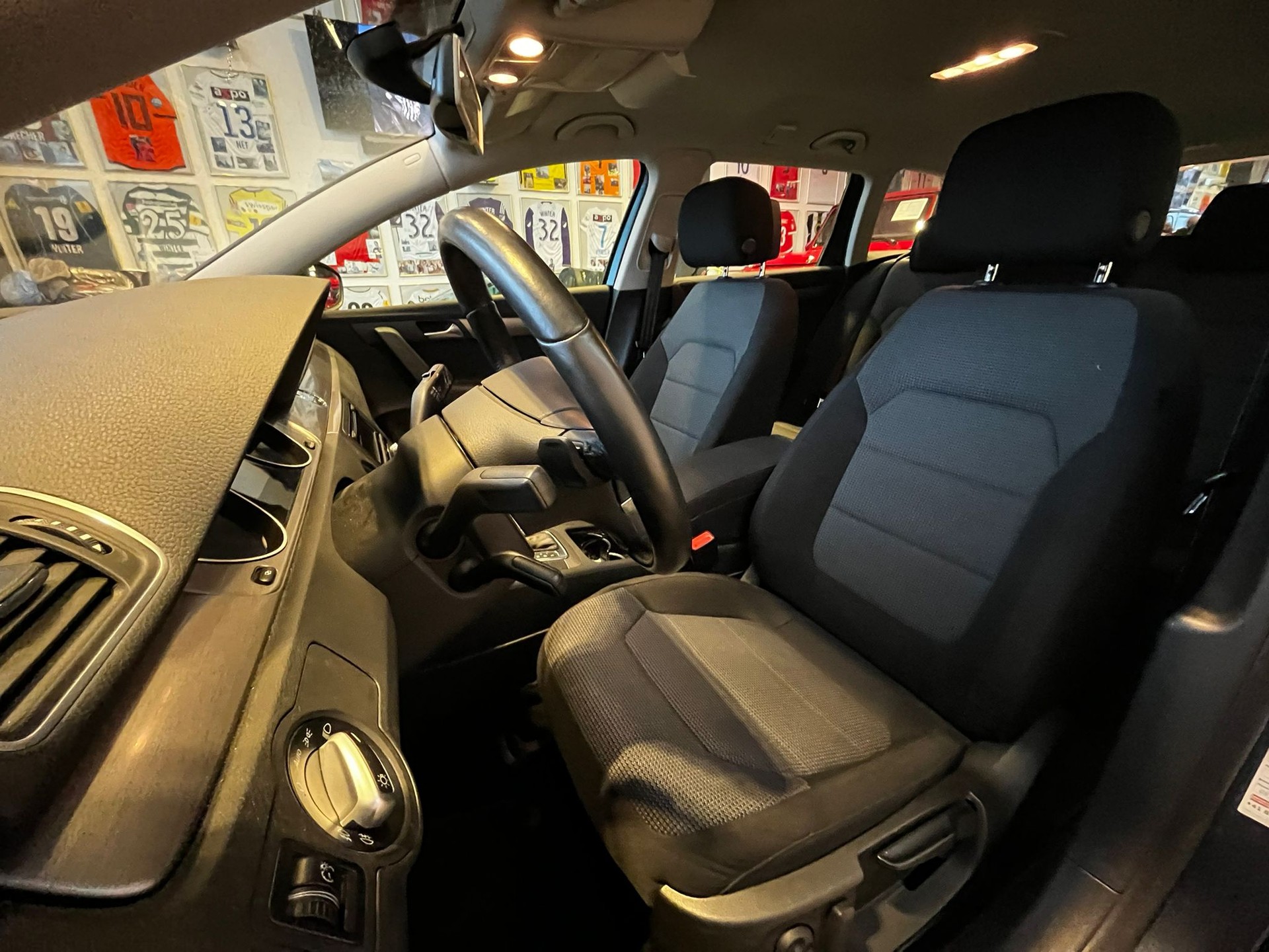 VW Passat Variant 1.8 TSI Comfortline DSG-image-11