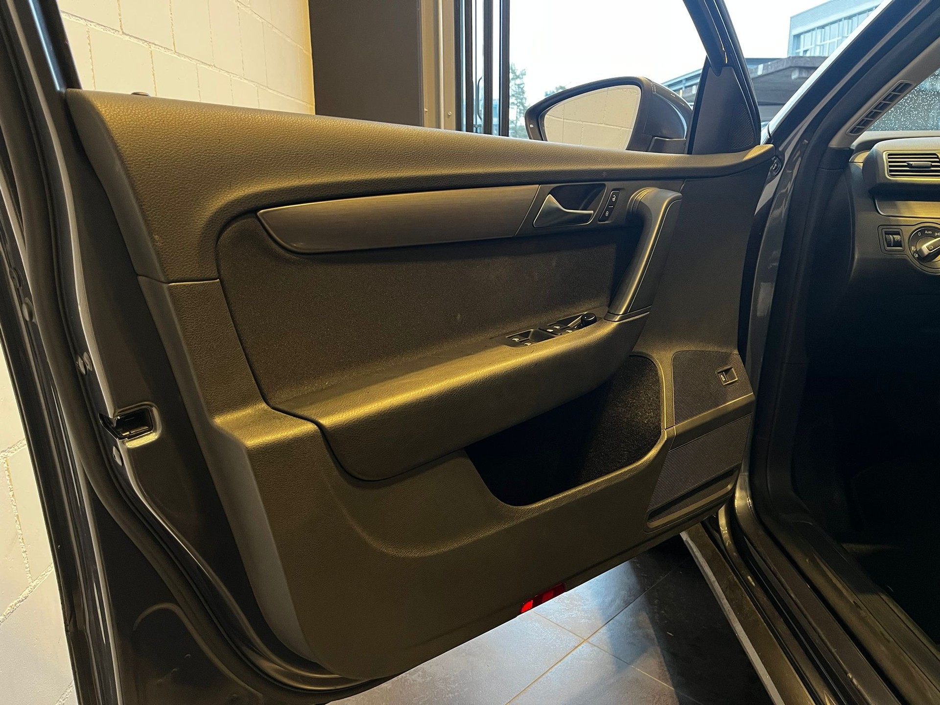 VW Passat Variant 1.8 TSI Comfortline DSG-image-18
