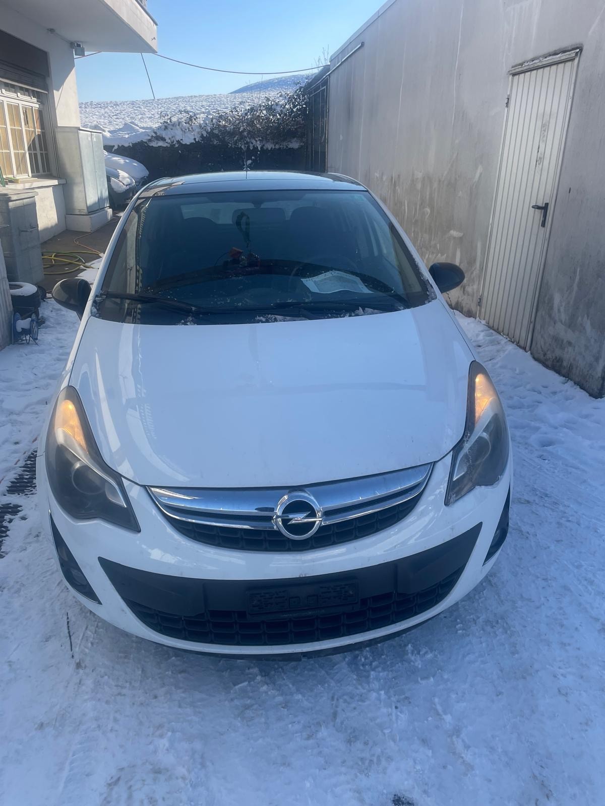 OPEL Corsa 1.2 TP Color Edition-image-0
