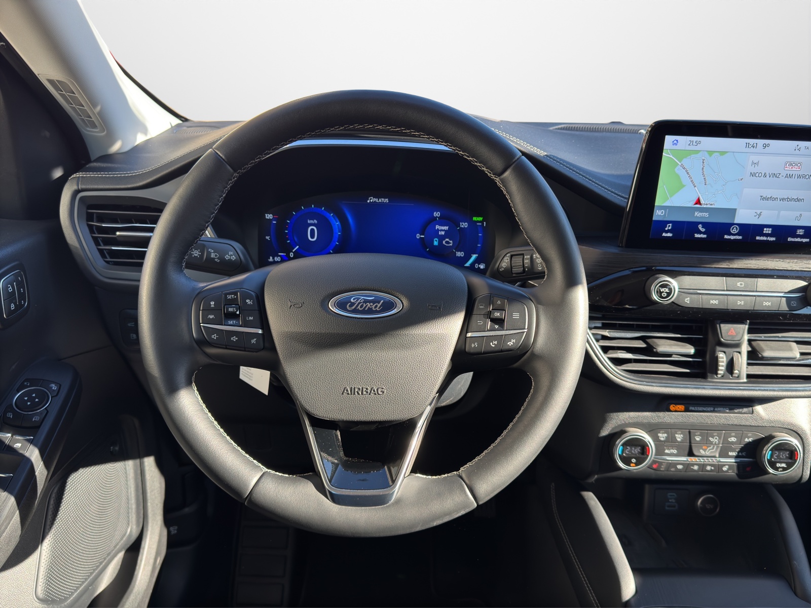 FORD Kuga 2.5 Plug-in Hybrid Vignale-image-7