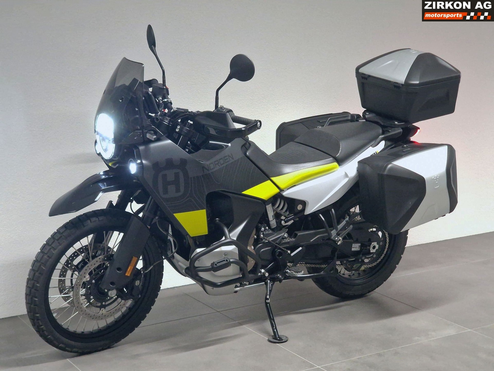 HUSQVARNA Norden 901-image-10