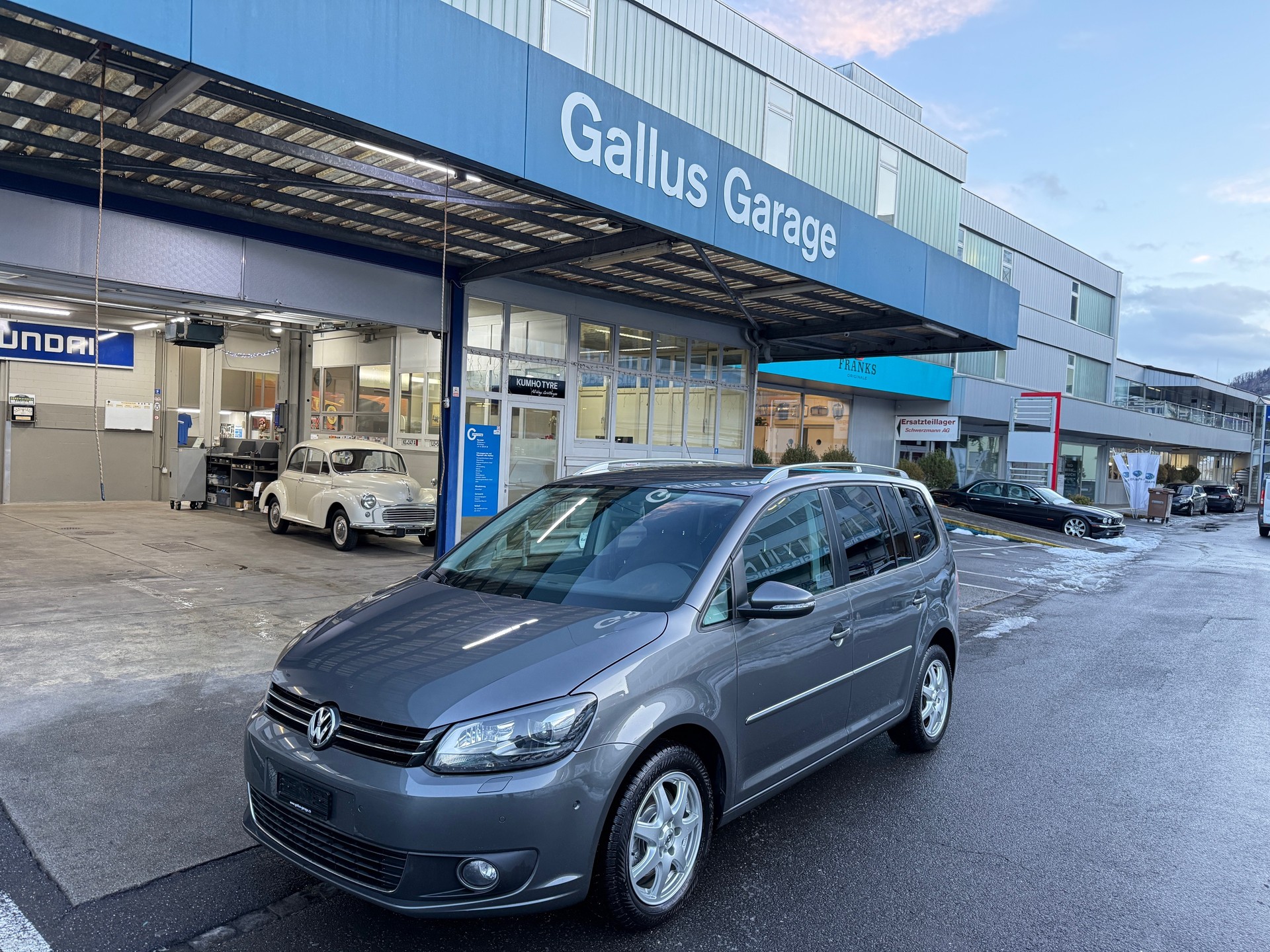 VW Touran 1.4 TSI Trendline-image-0