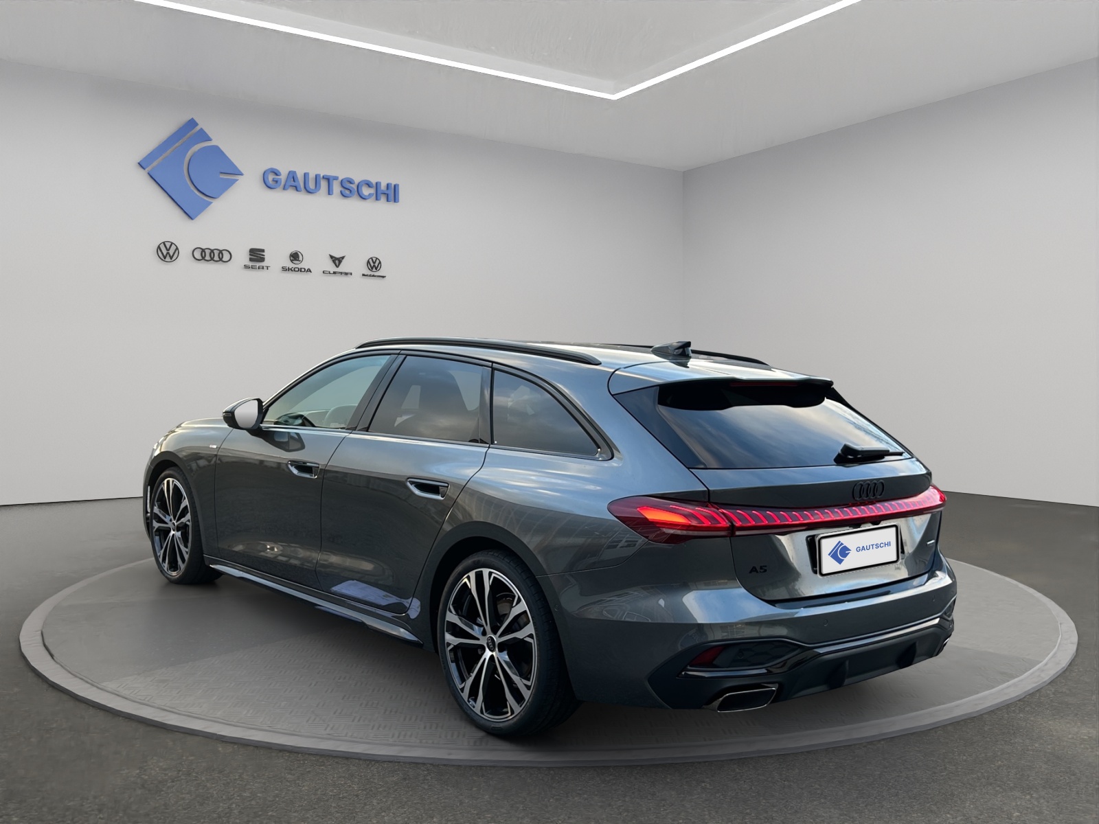 AUDI A5 Avant TFSI quattro 150 kW S tronic-image-2