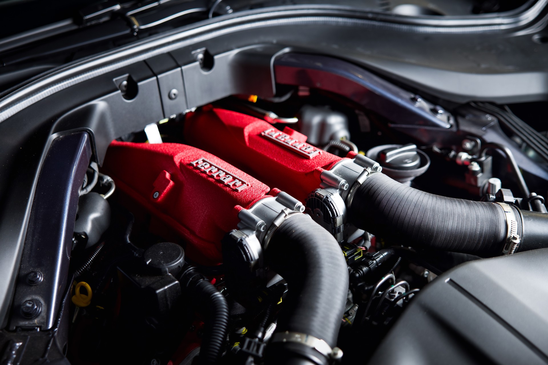 FERRARI Roma 3.9 V8 T-image-20