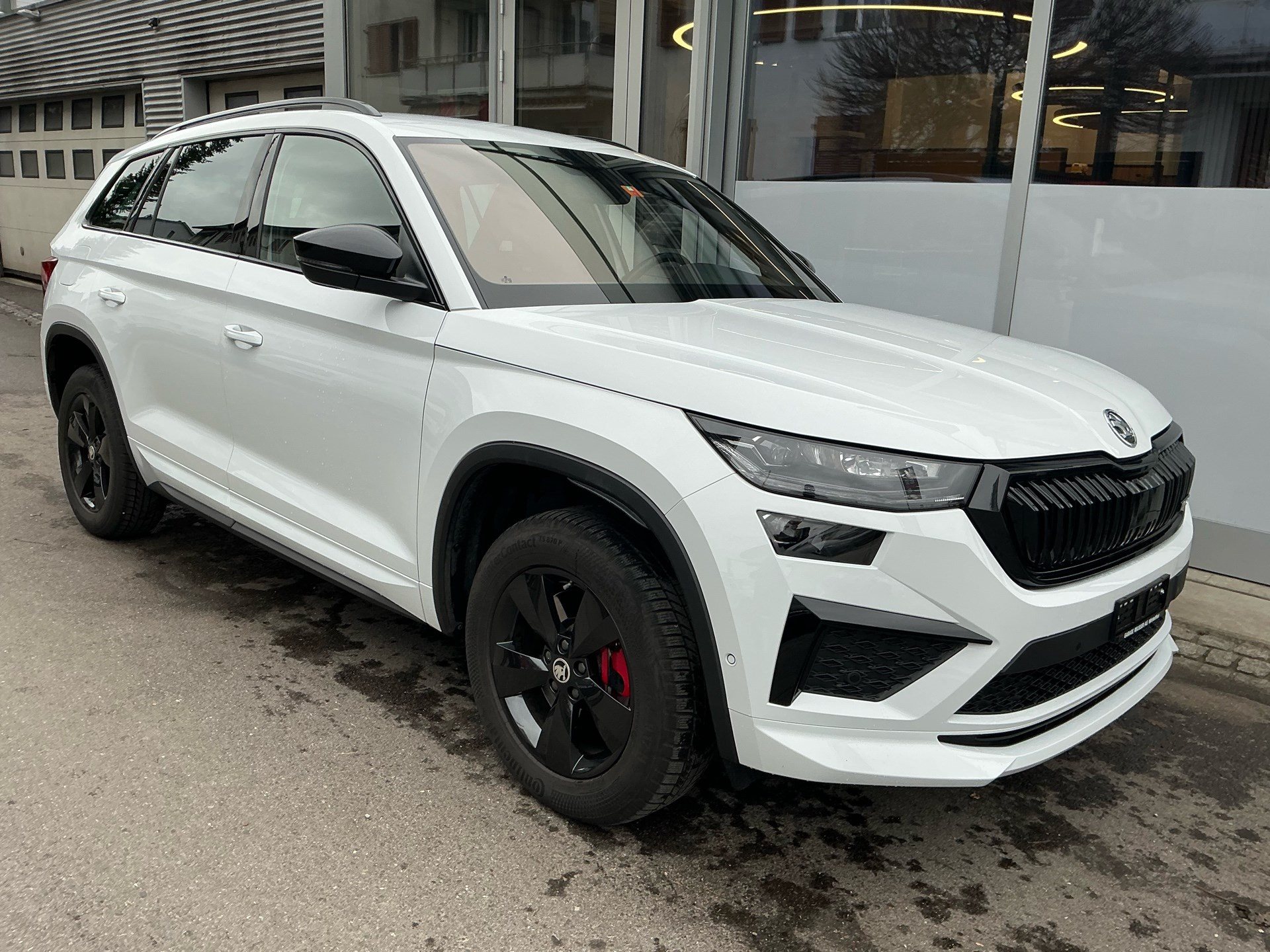 SKODA Kodiaq RS 4x4 *** TOPAUSSTATTUNG MIT WERKSGARANTIE ***-image-2