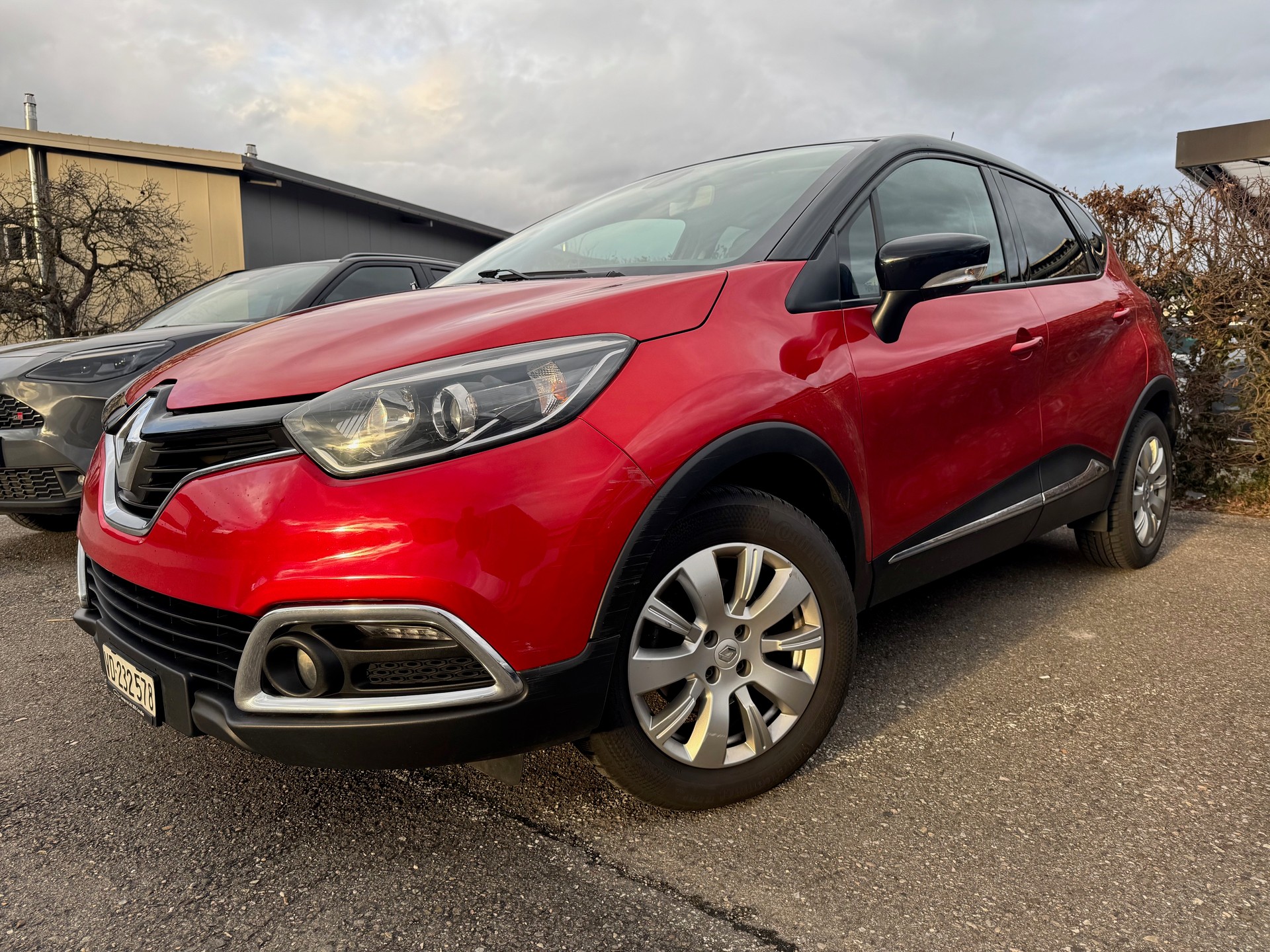 RENAULT Captur 1.2 T 16V Privilège EDC