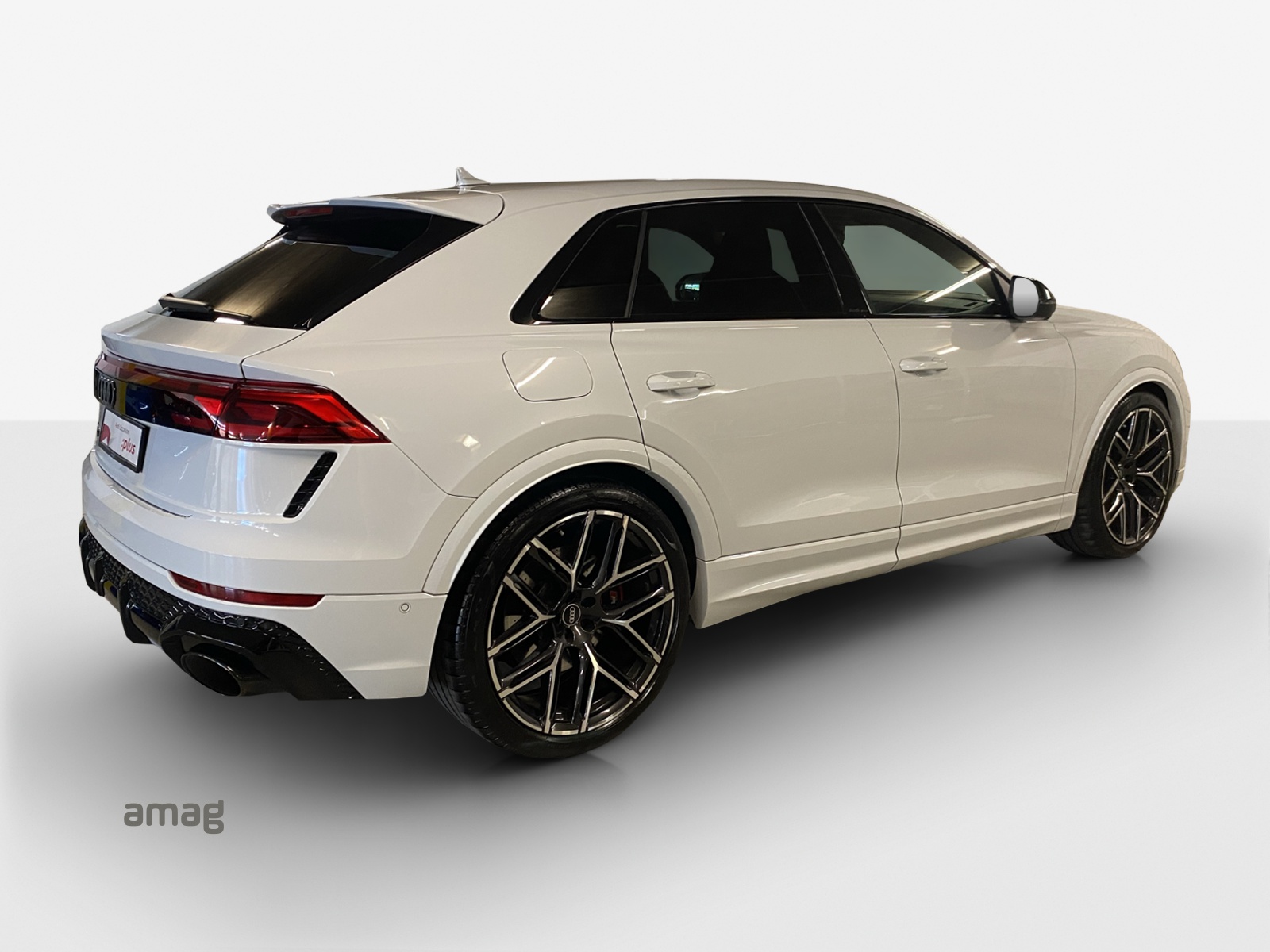 AUDI RSQ8 quattro-image-4