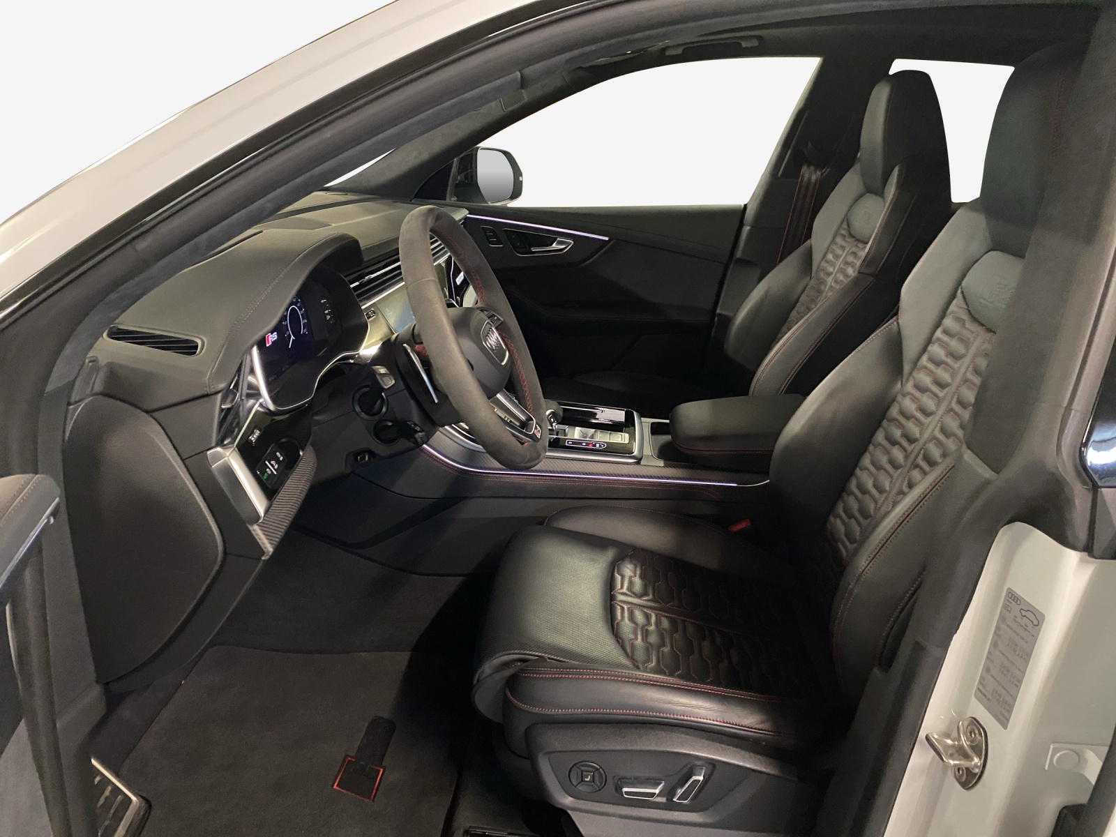 AUDI RSQ8 quattro-image-7