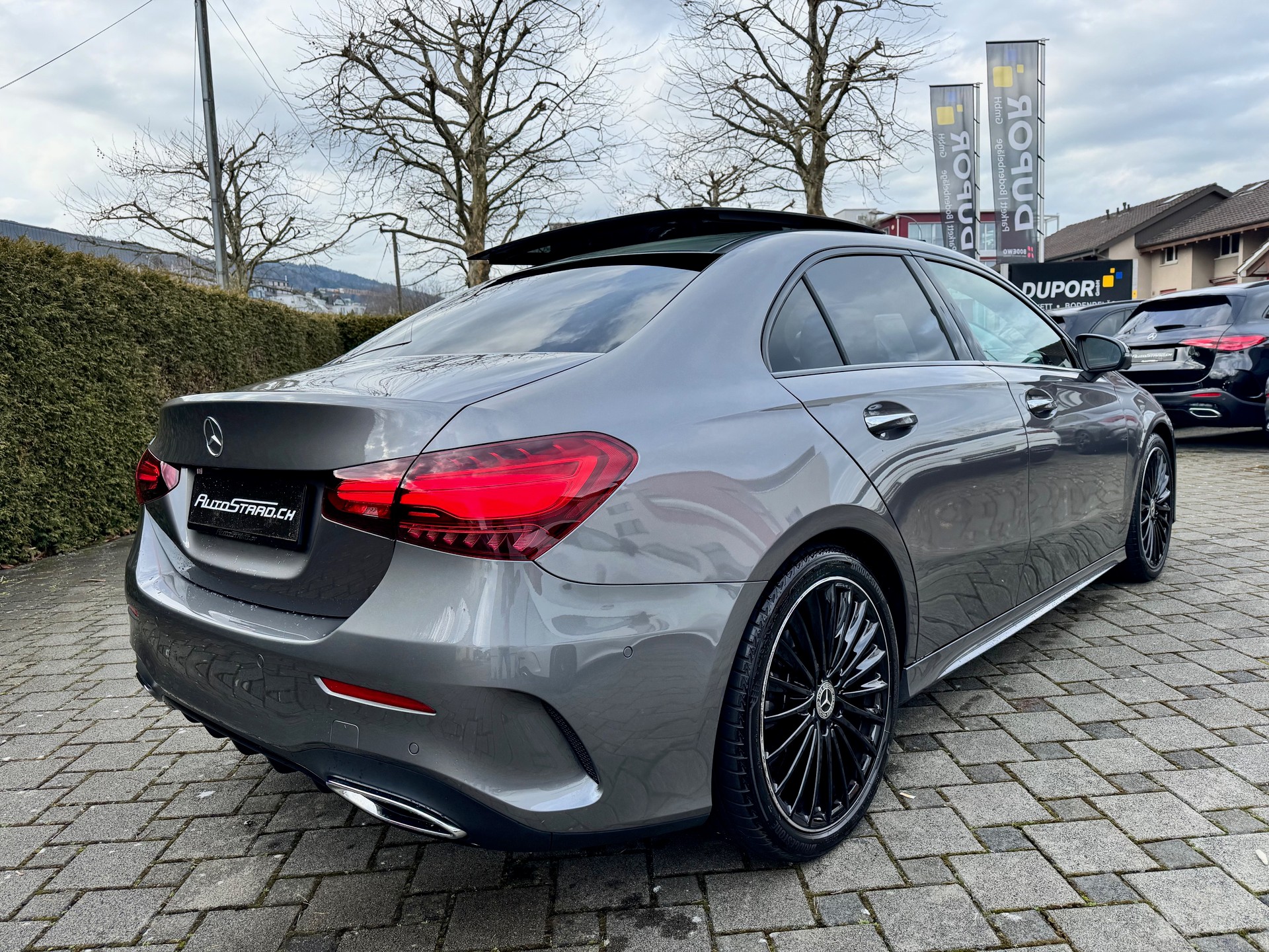 MERCEDES-BENZ A 220 d AMG Line 8G-DCT-showroom-element-3