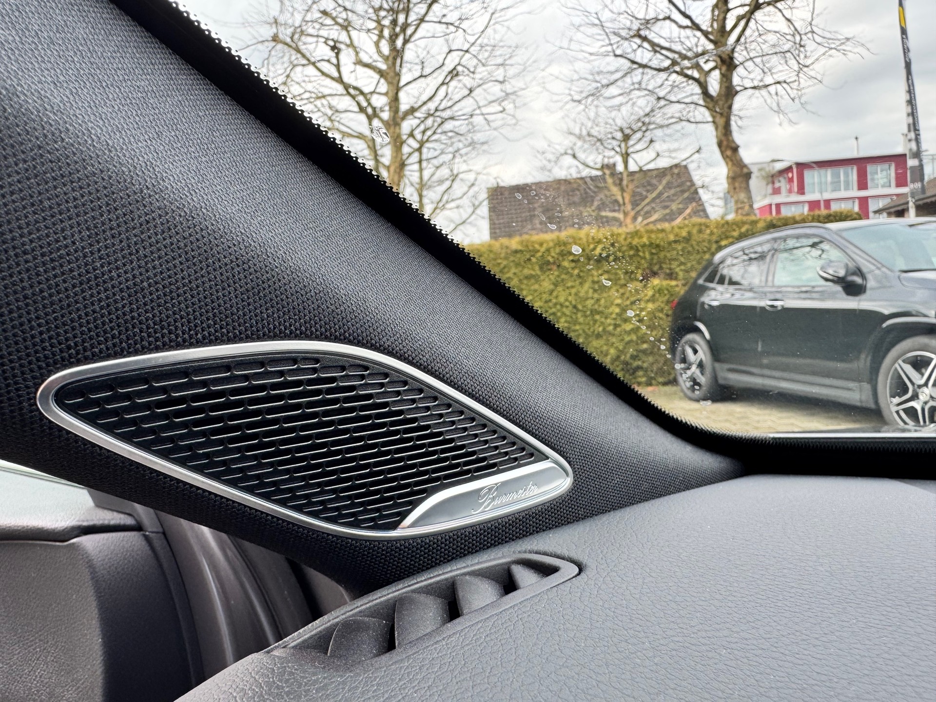 MERCEDES-BENZ A 220 d AMG Line 8G-DCT-image-11