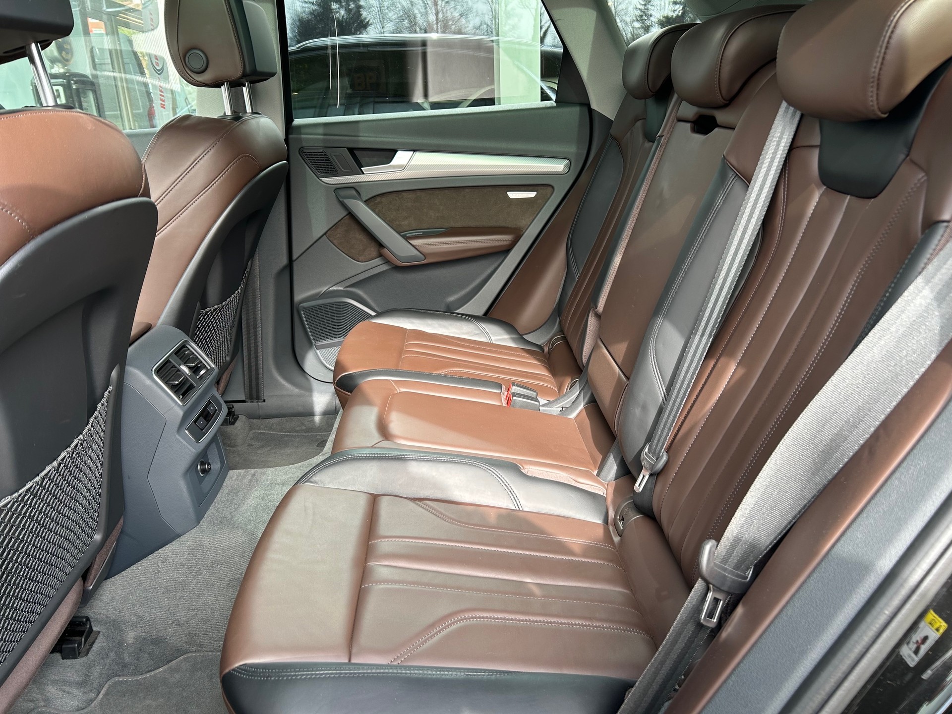 AUDI Q5 3.0 TDI sport quattro tiptronic-image-11