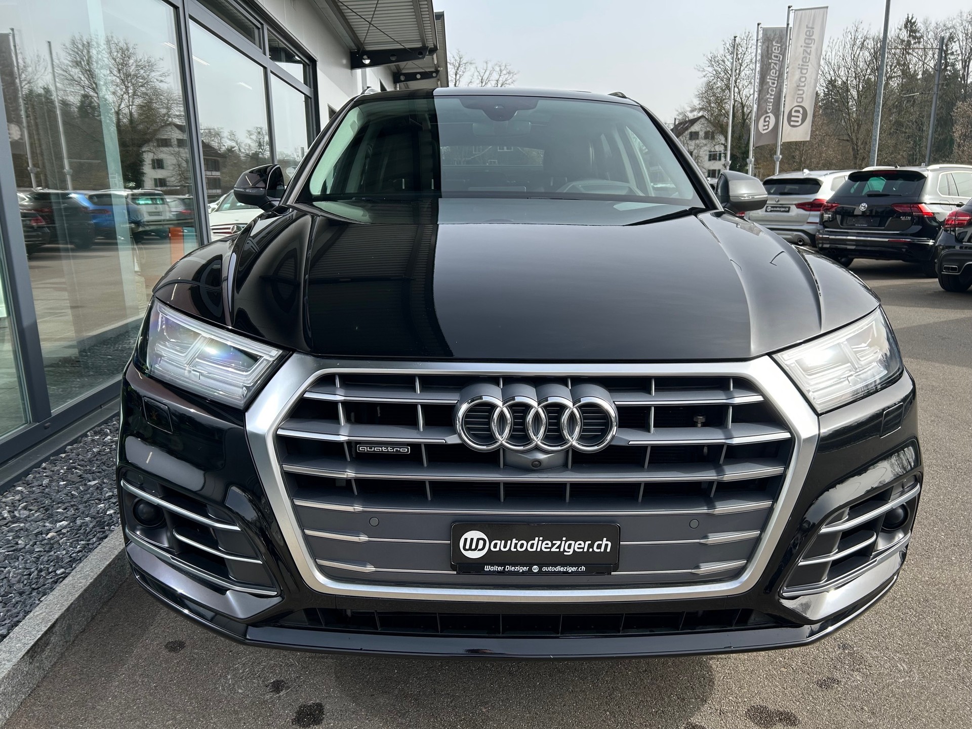 AUDI Q5 3.0 TDI sport quattro tiptronic-image-1