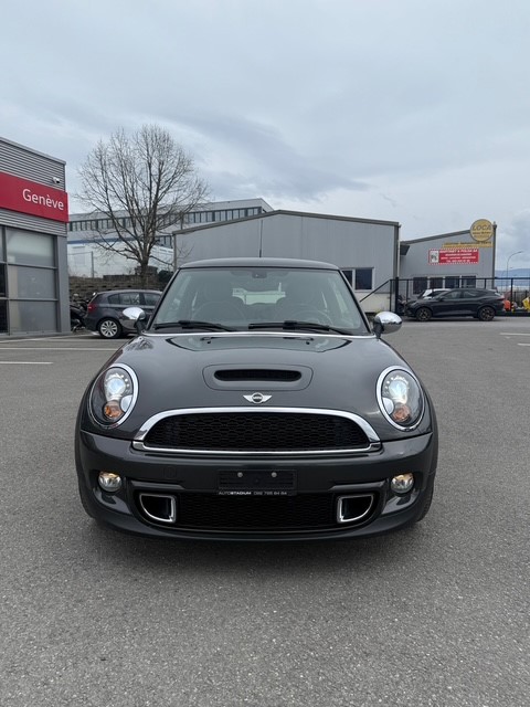 MINI Cooper S Steptronic-image-1