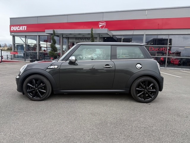 MINI Cooper S Steptronic-image-2