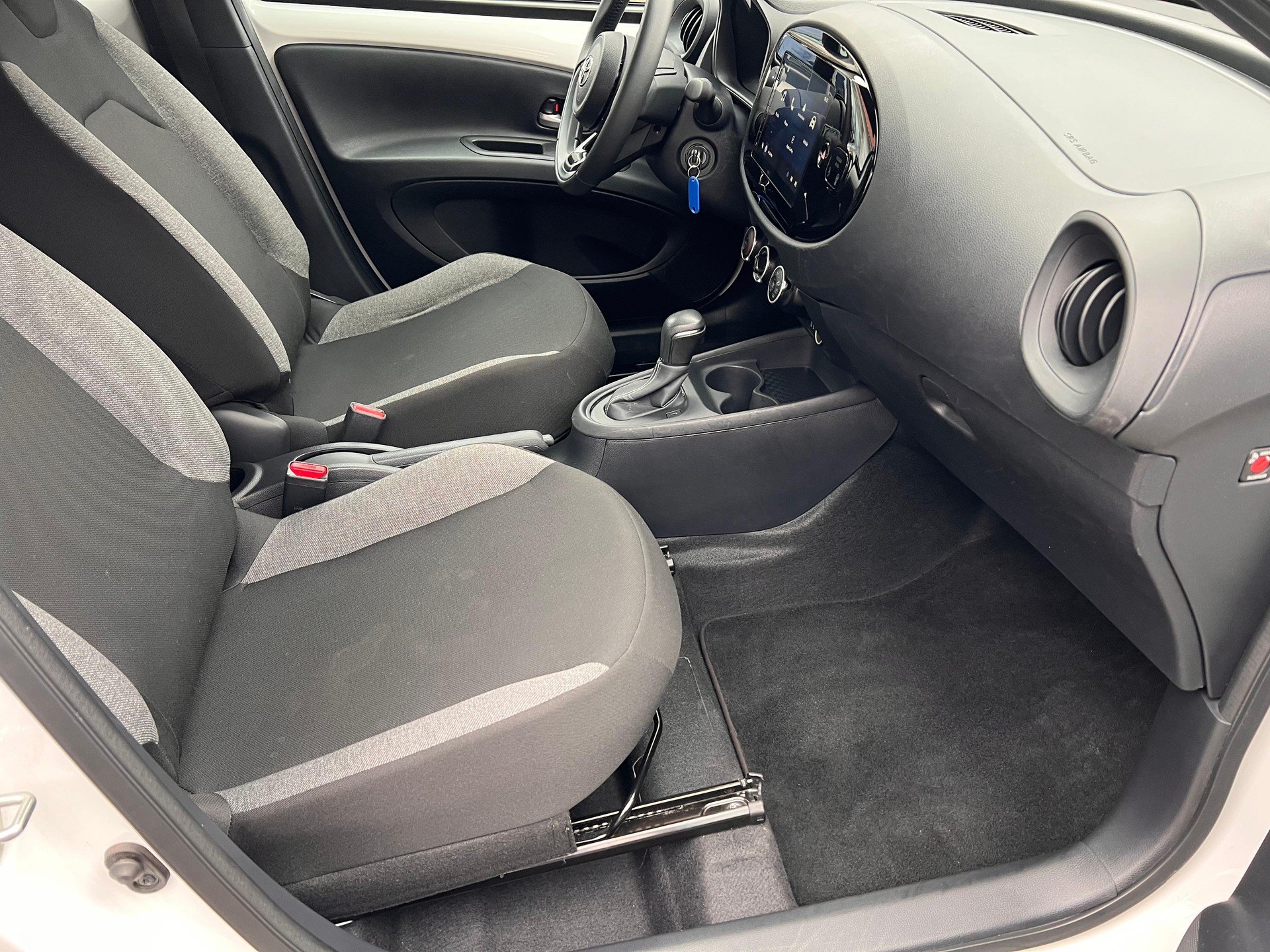 TOYOTA Aygo X 1.0 VVT-i Comfort-image-13
