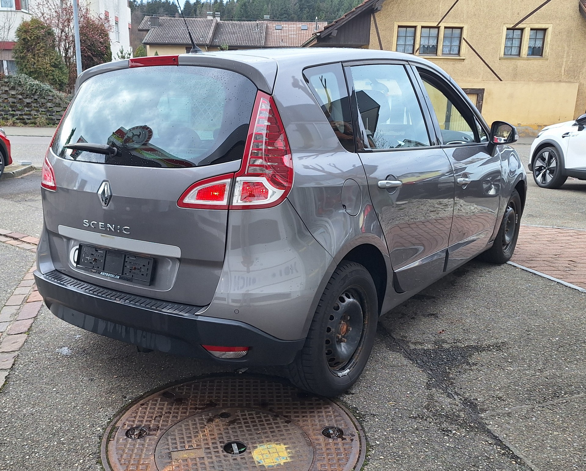 RENAULT Scénic 2.0 16V Dynam.-image-3