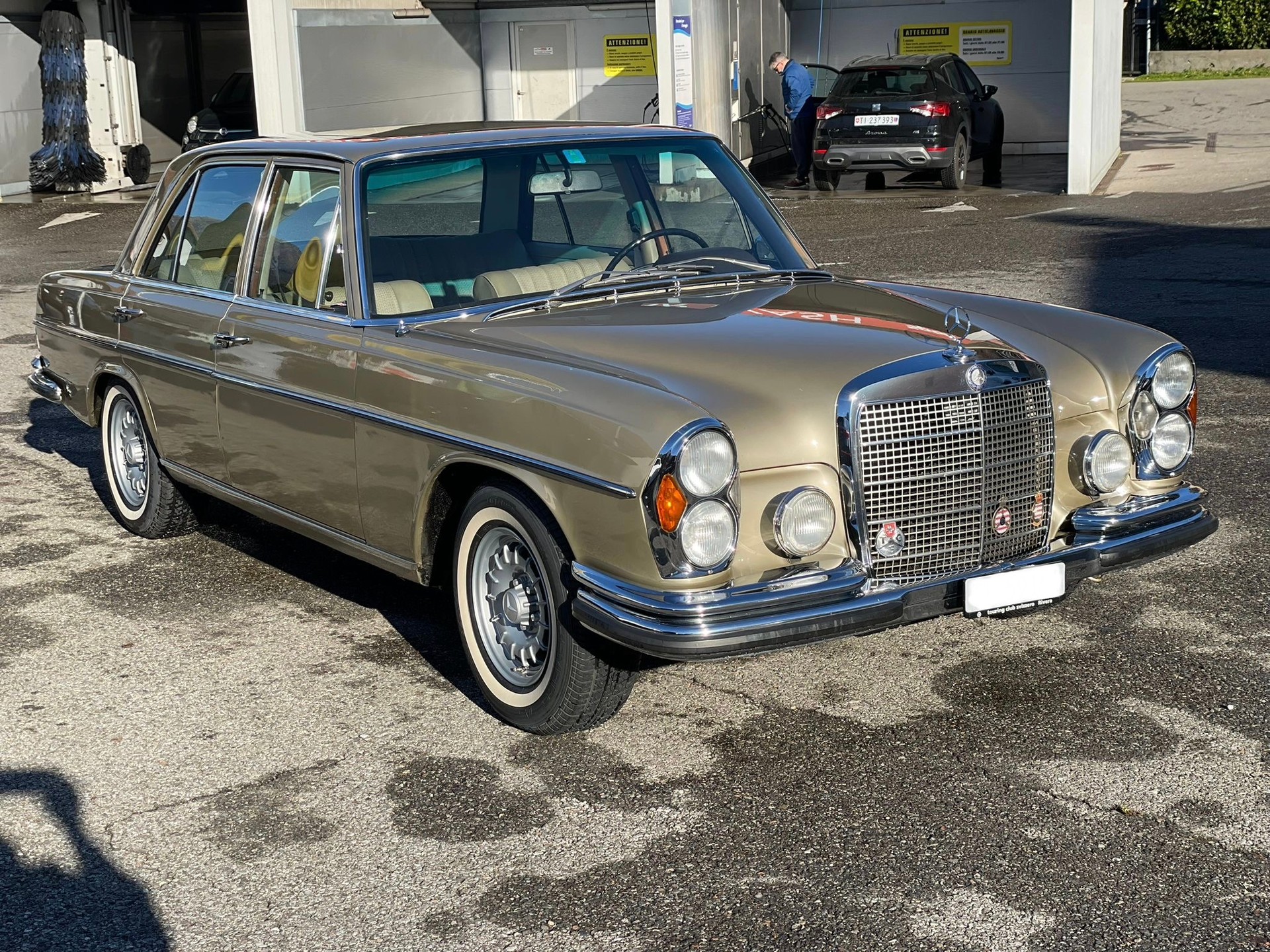 MERCEDES-BENZ 280 SE 3.5-image-1