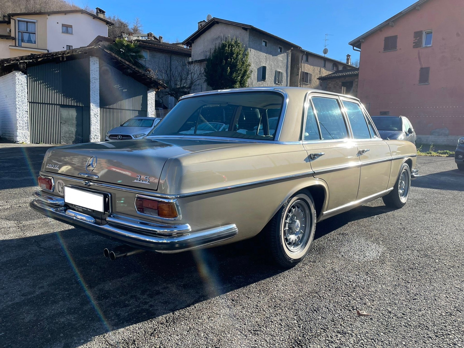 MERCEDES-BENZ 280 SE 3.5-image-2