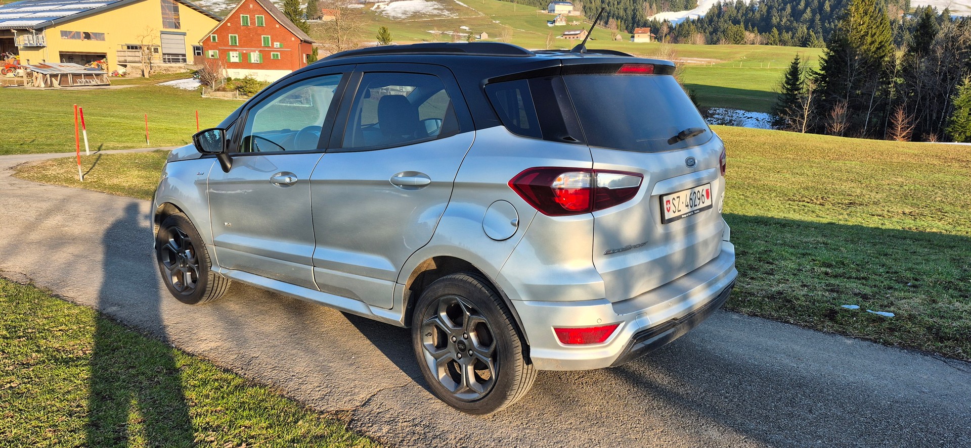 FORD EcoSport 1.5 TDCi ST-Line AWD-image-3