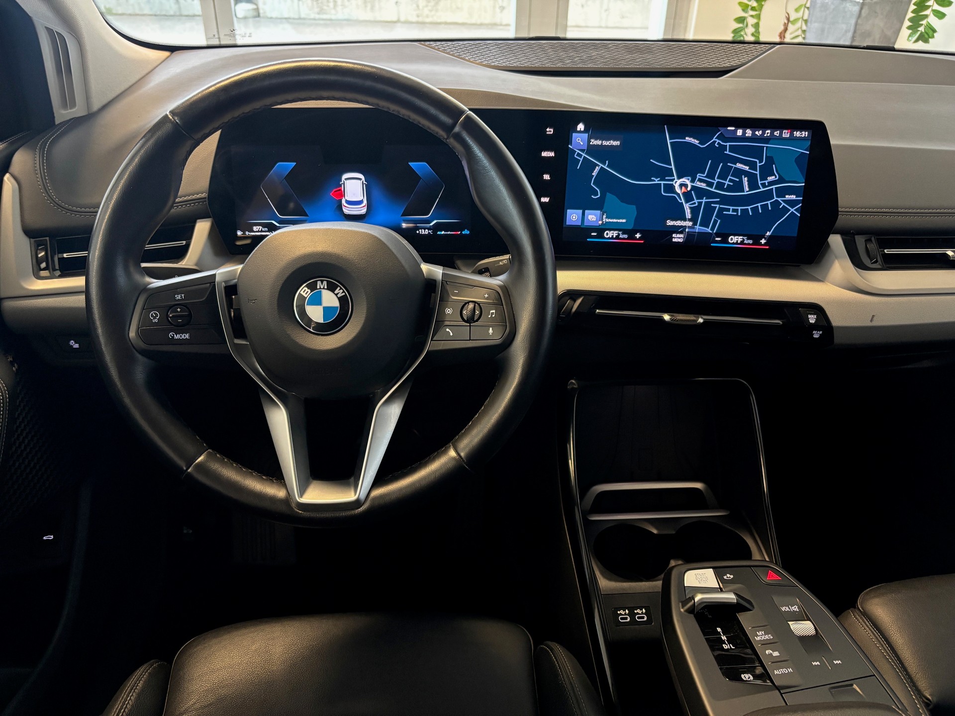 BMW 218d Active Tourer DKG-image-11