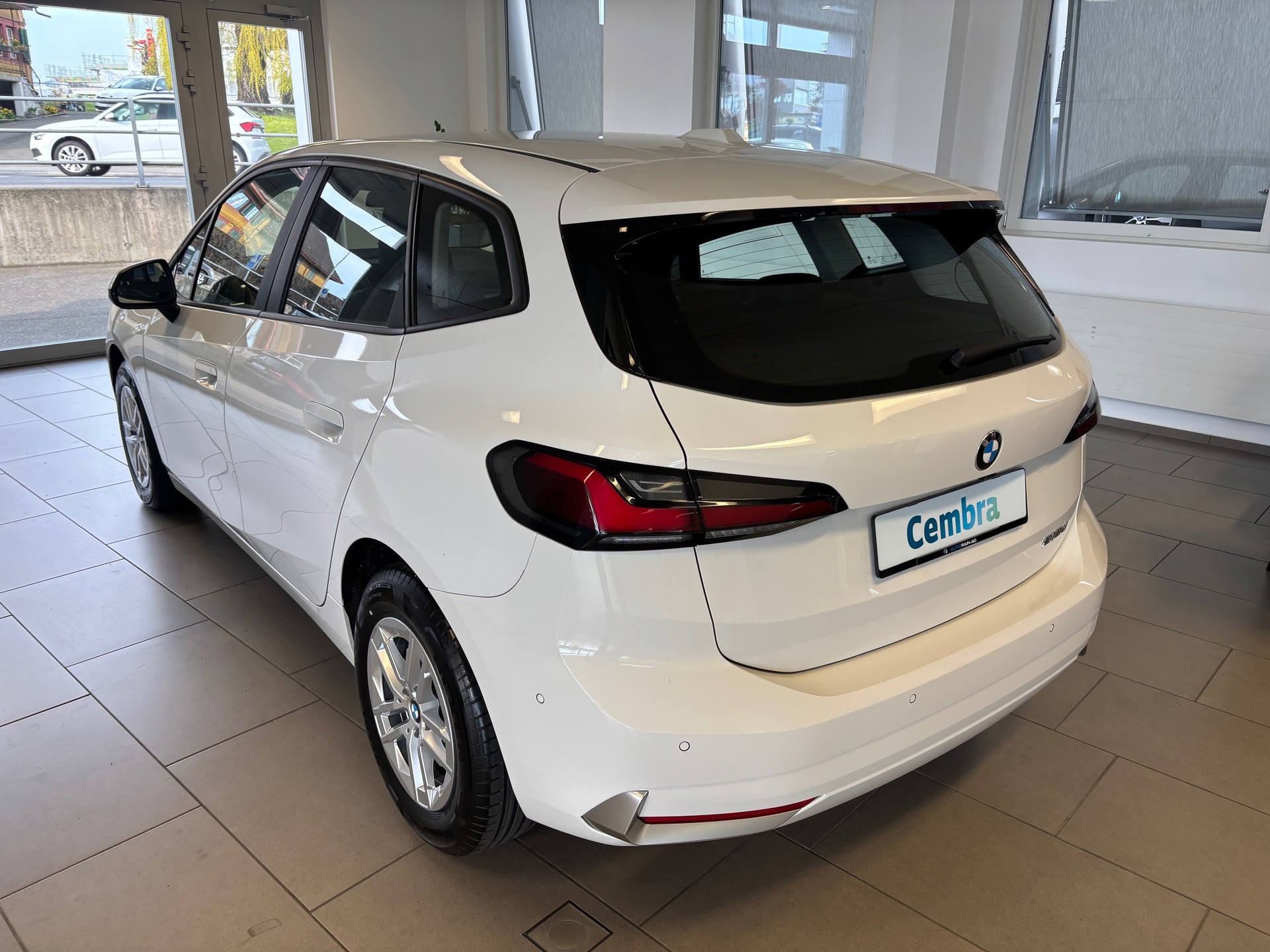 BMW 218d Active Tourer DKG-image-3
