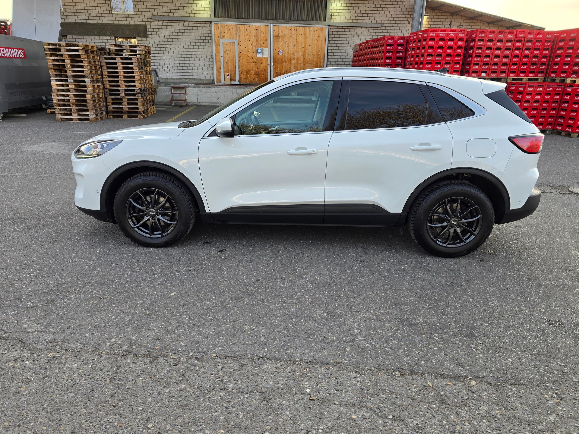 FORD Kuga 2.0 EcoBlue Hybrid Titanium 2WD-image-8