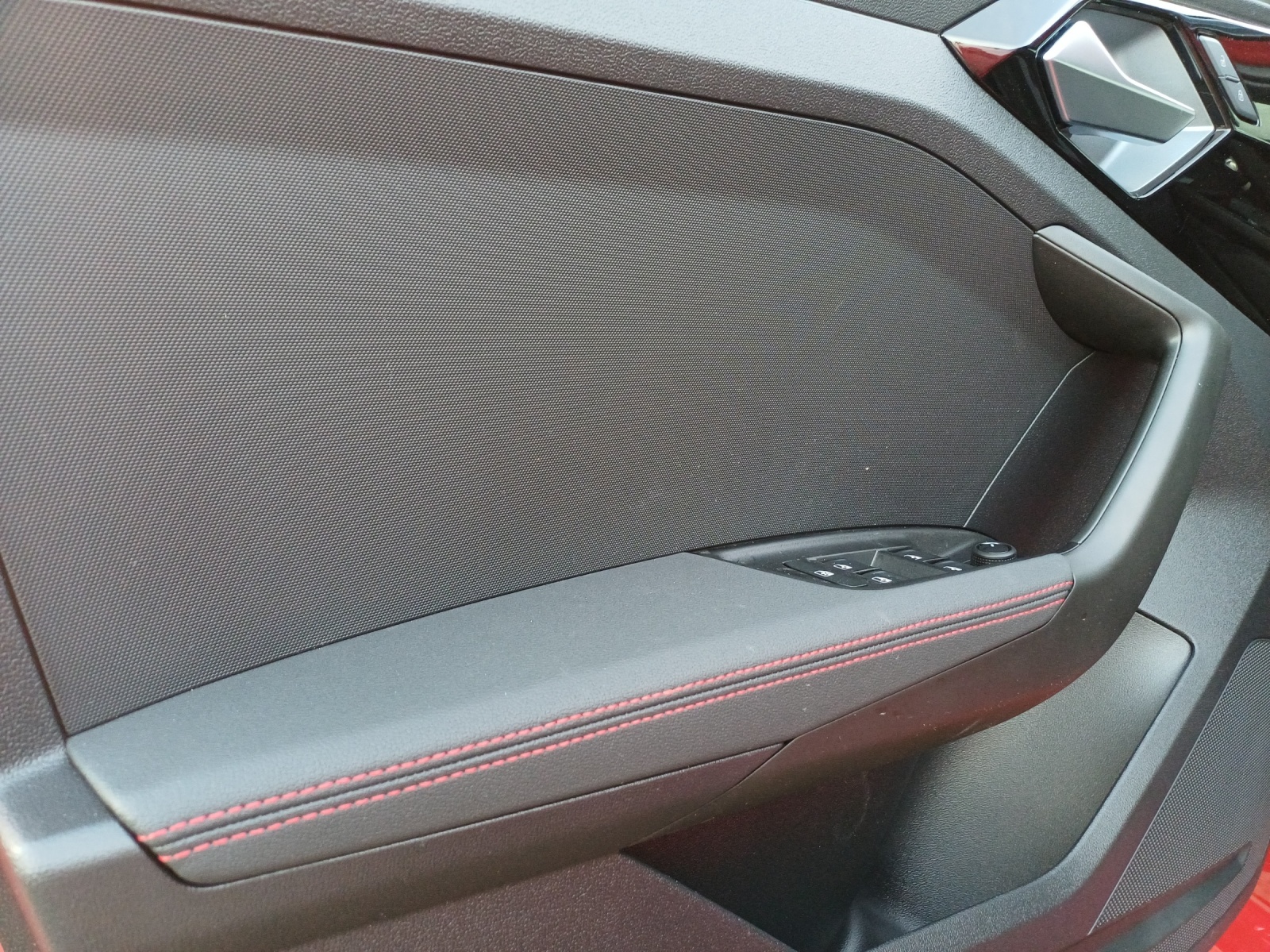 AUDI A1 Sportback 30 TFSI S Line Attraction S-tronic-image-15
