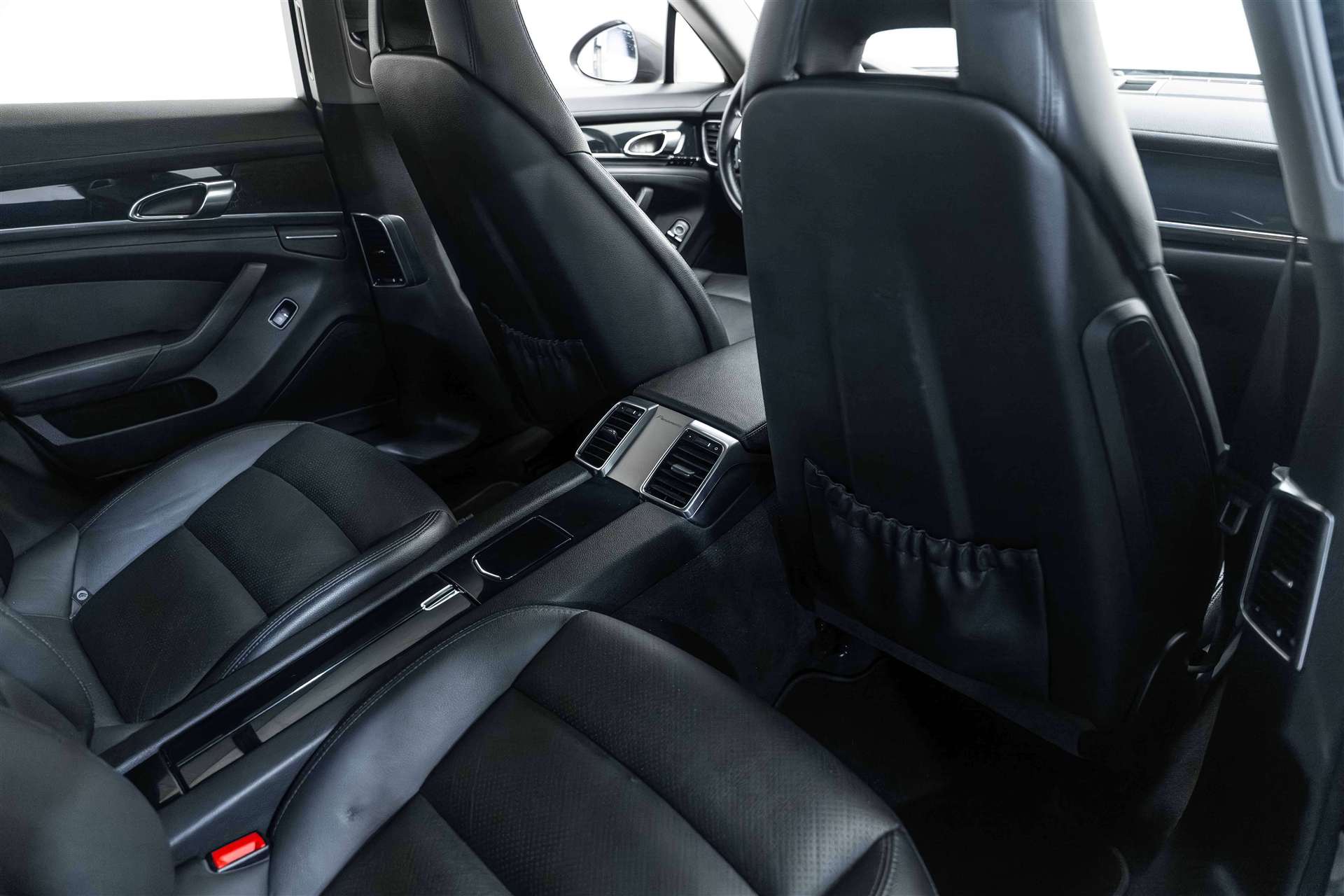 PORSCHE Panamera 4 310PS-image-12