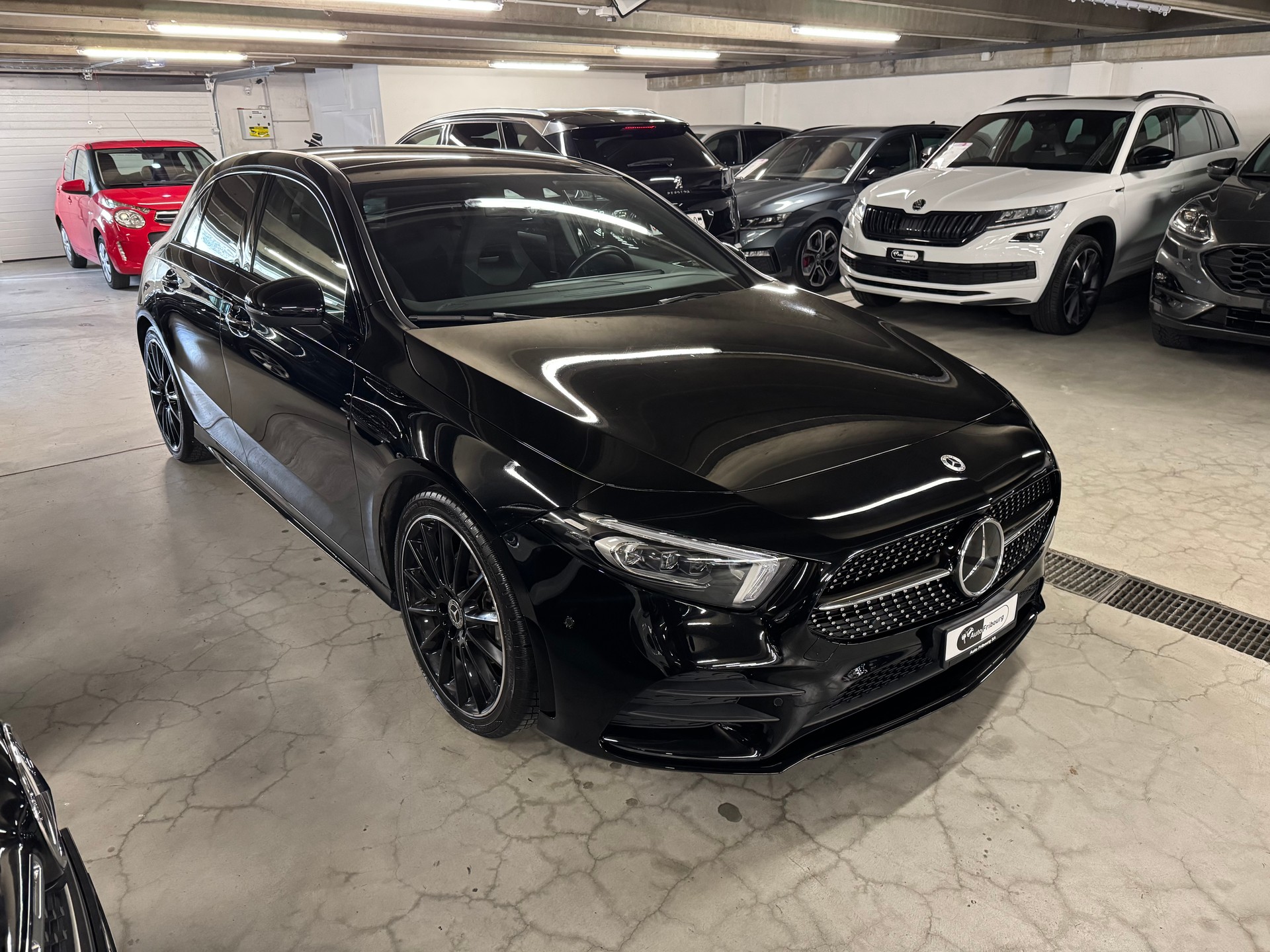 MERCEDES-BENZ A 200 4Matic AMG Line 8G-DCT