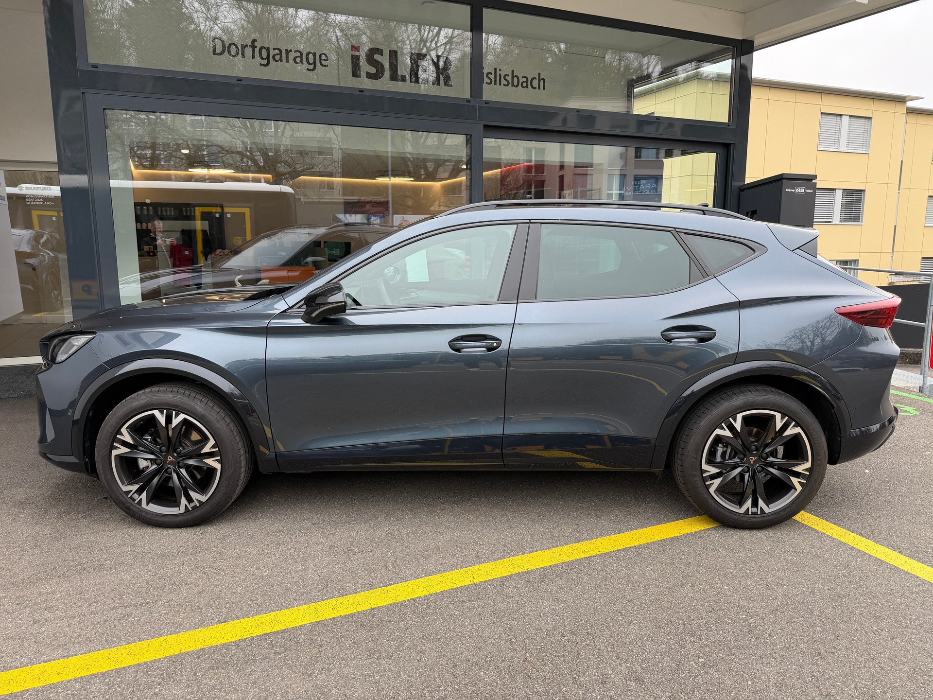 CUPRA Formentor 1.5 TSI DSG-image-4
